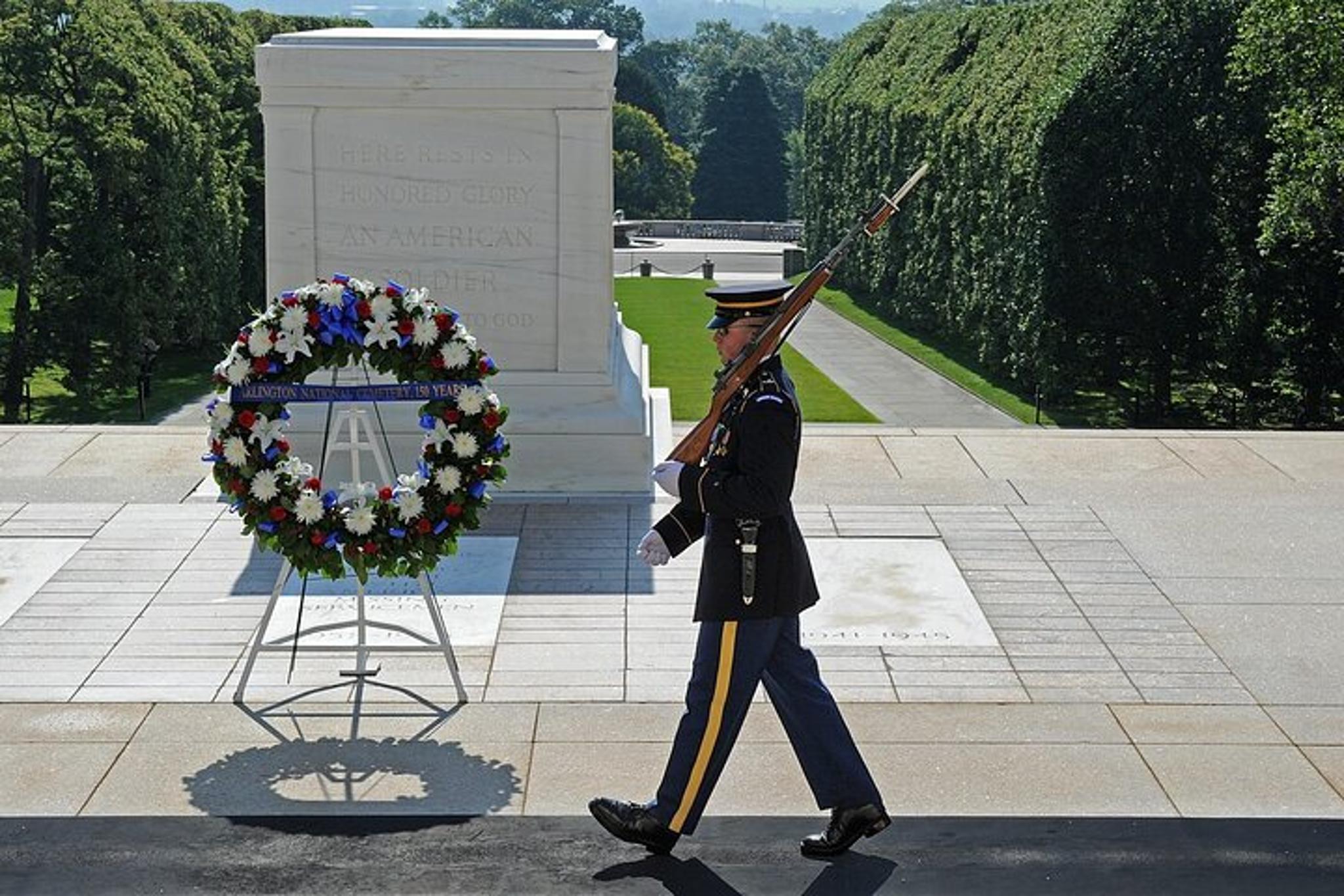 Arlington Cemetery Tour with Guard Ceremony