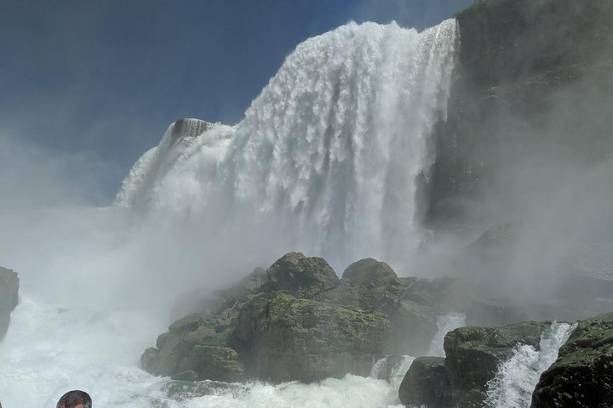 Niagara Falls Boat Ride and Tour - Image 1