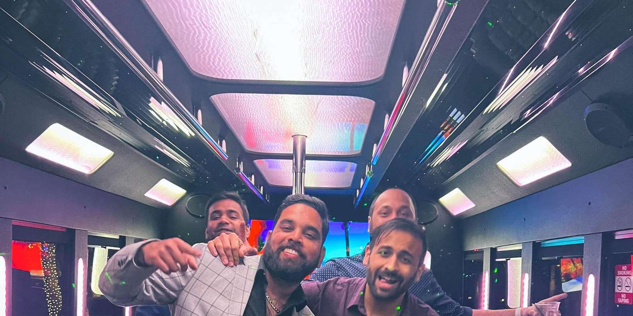 Las Vegas Club Crawl and Party Bus - Image 5