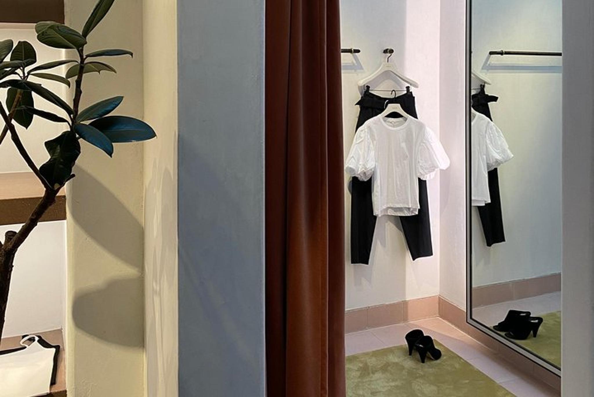 New York City Shopping Tour with Personal Stylist - Image 3