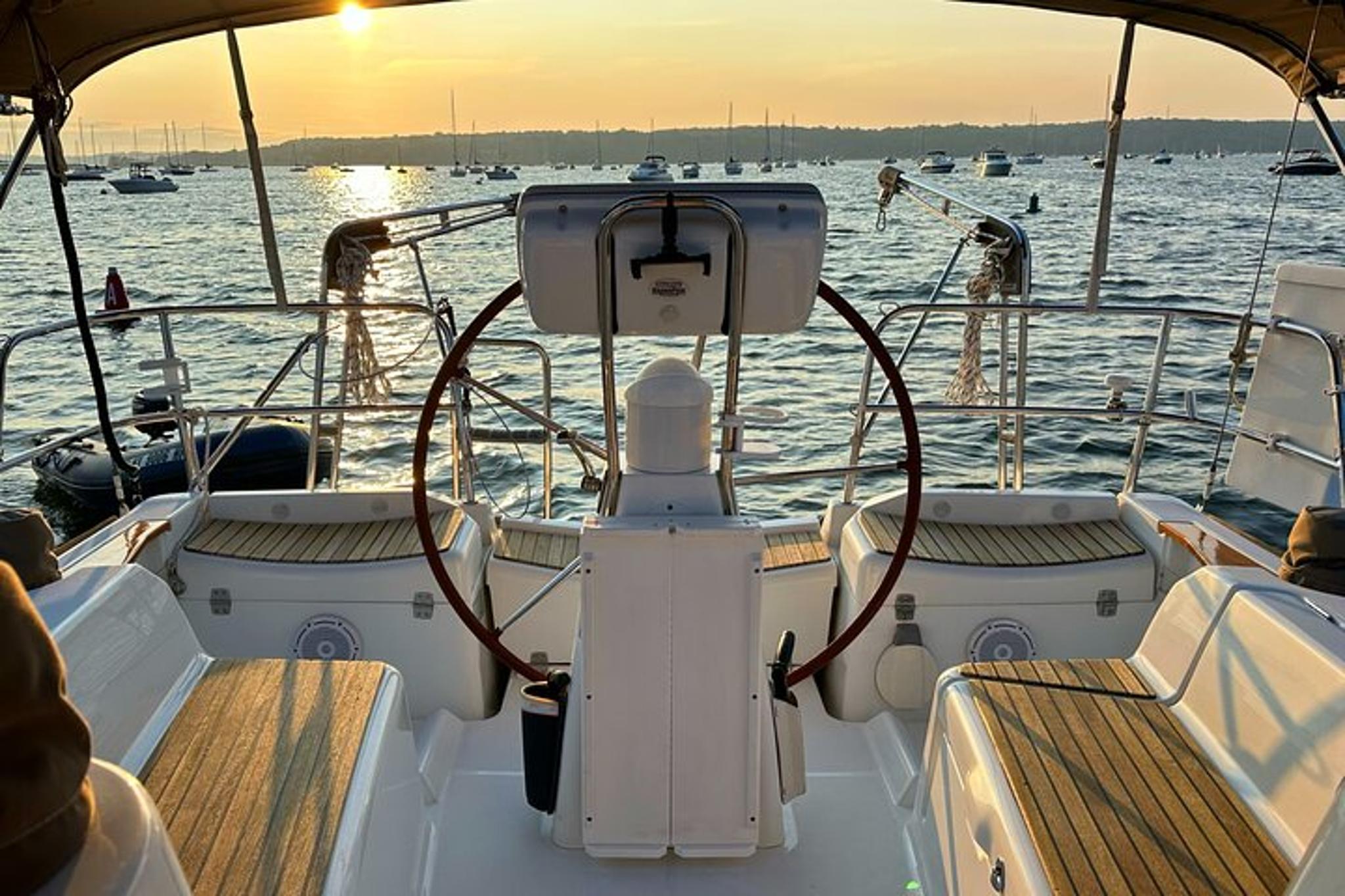 Oyster Bay Sailing Experience - Image 4