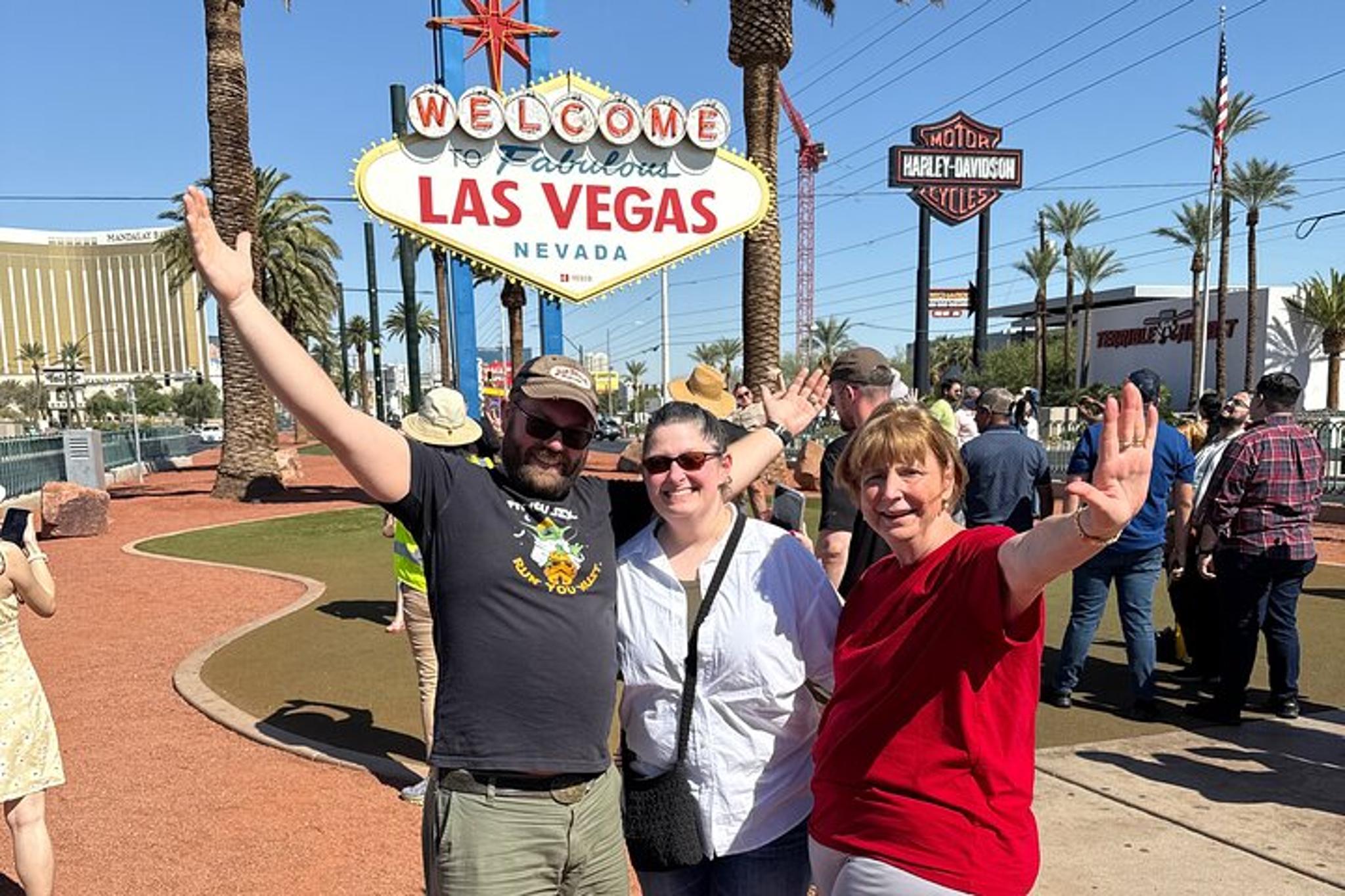Las Vegas Limo Tour - Image 3
