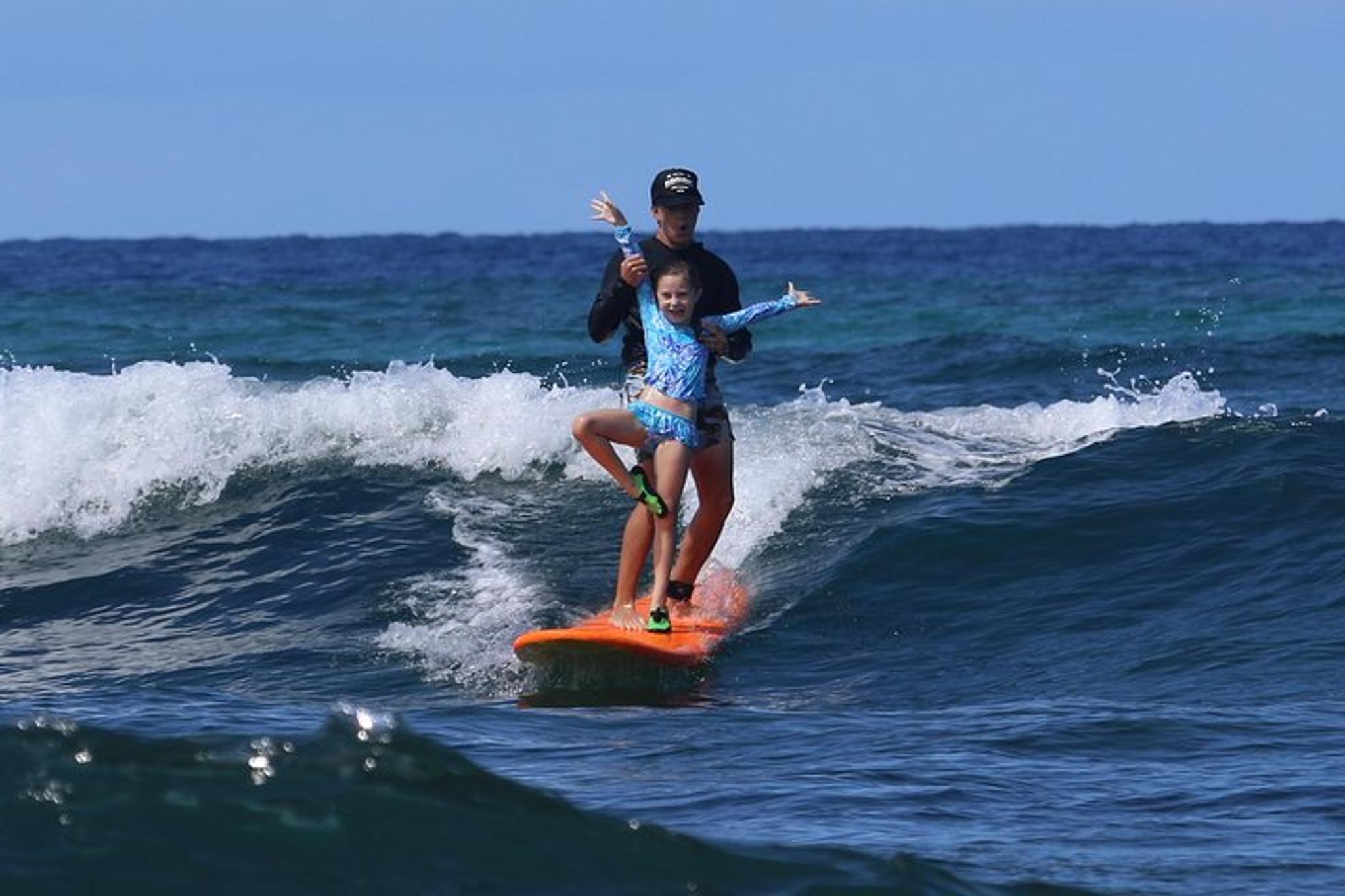 Kona Surf Experience at Kahaluu Beach Park 90 min - Image 2