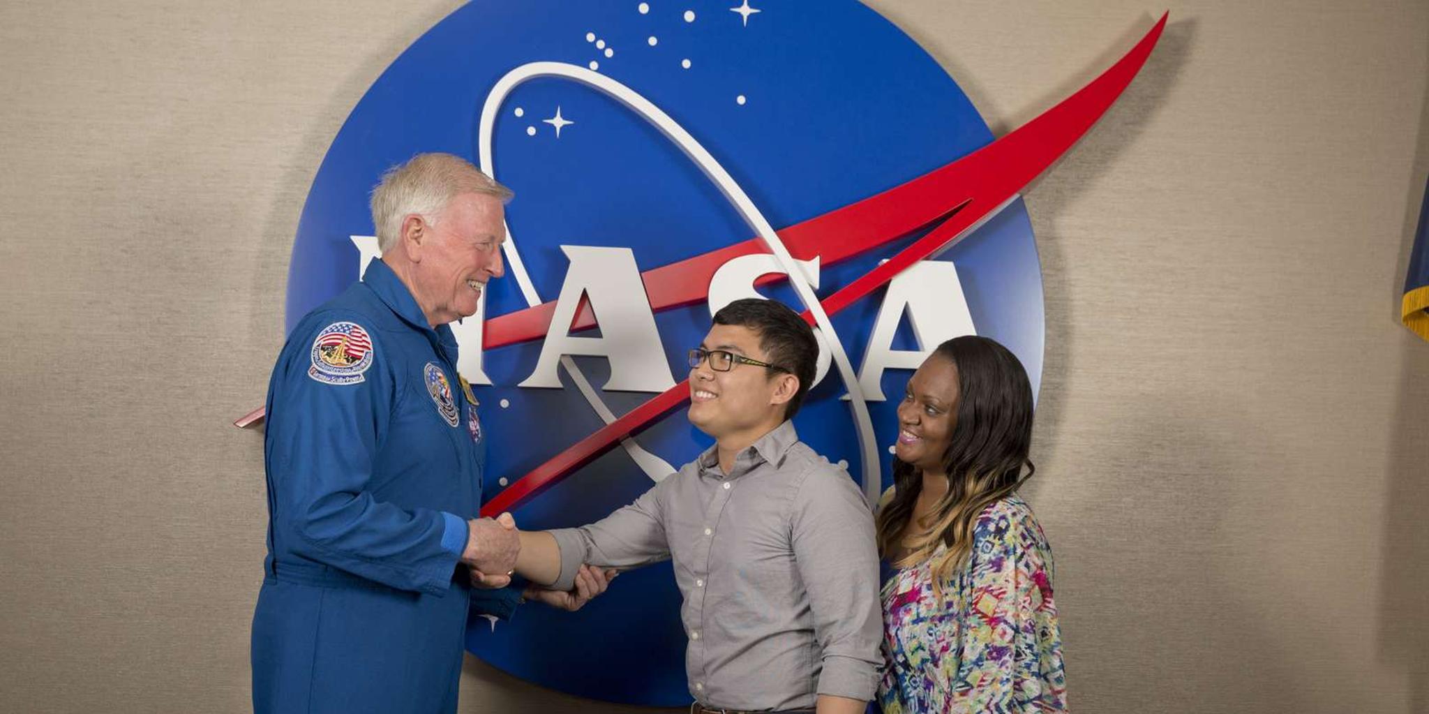 Orlando Kennedy Space Center Chat with an Astronaut 12 hr - Image 3