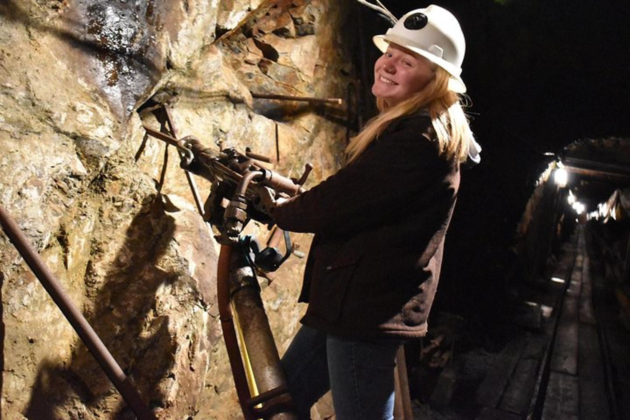 Breckenridge Gold Mine Tour with Gold Panning