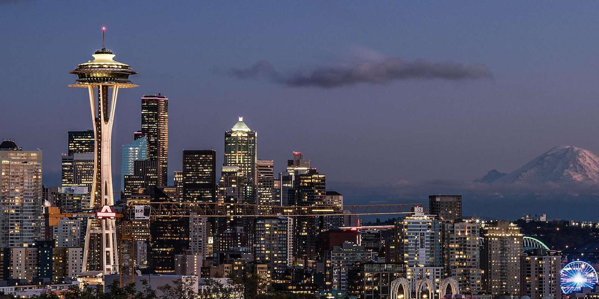 Vancouver Seattle Day Trip with Guided City Tour