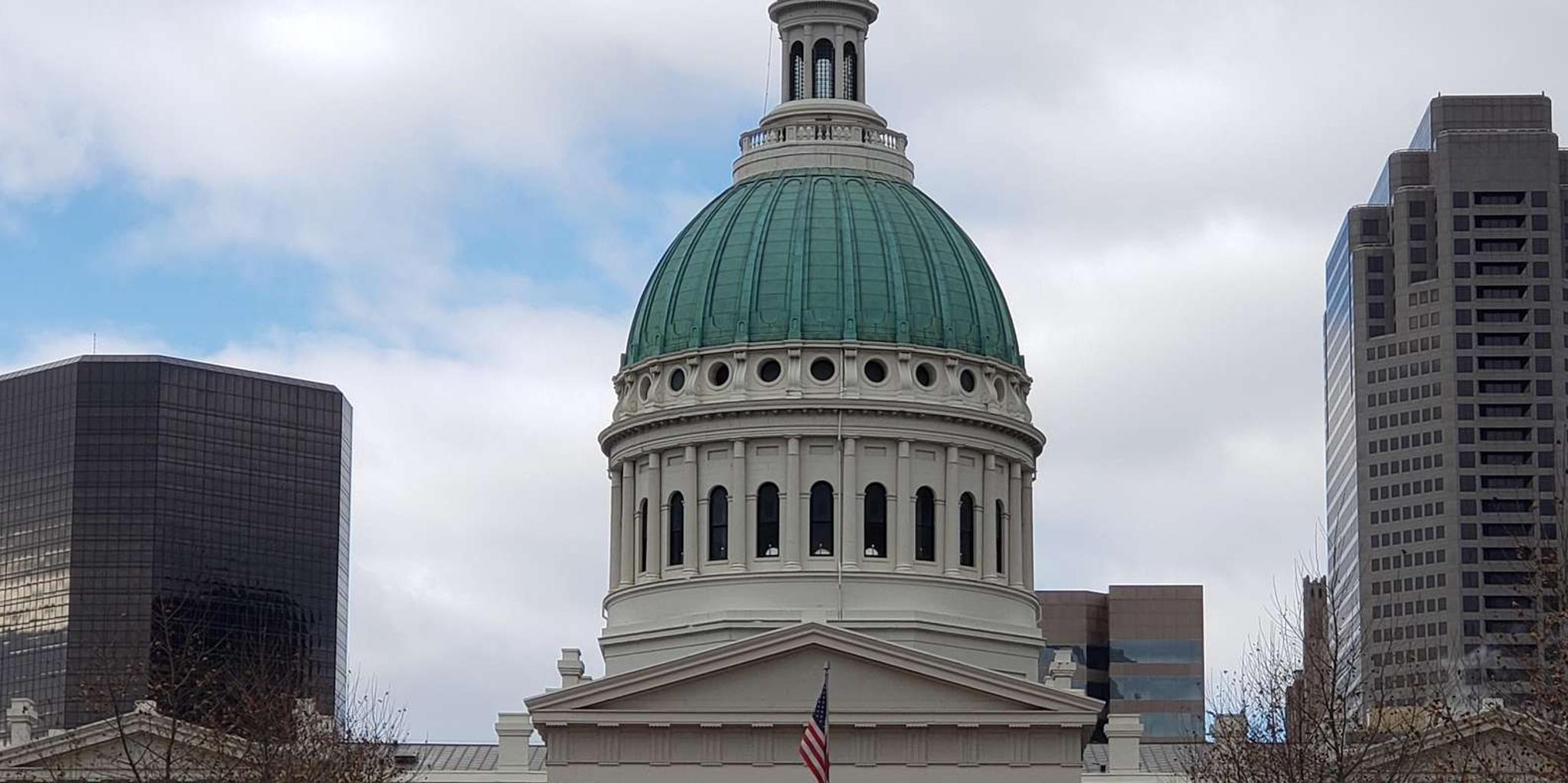 St Louis City Trolley Tour - Image 5
