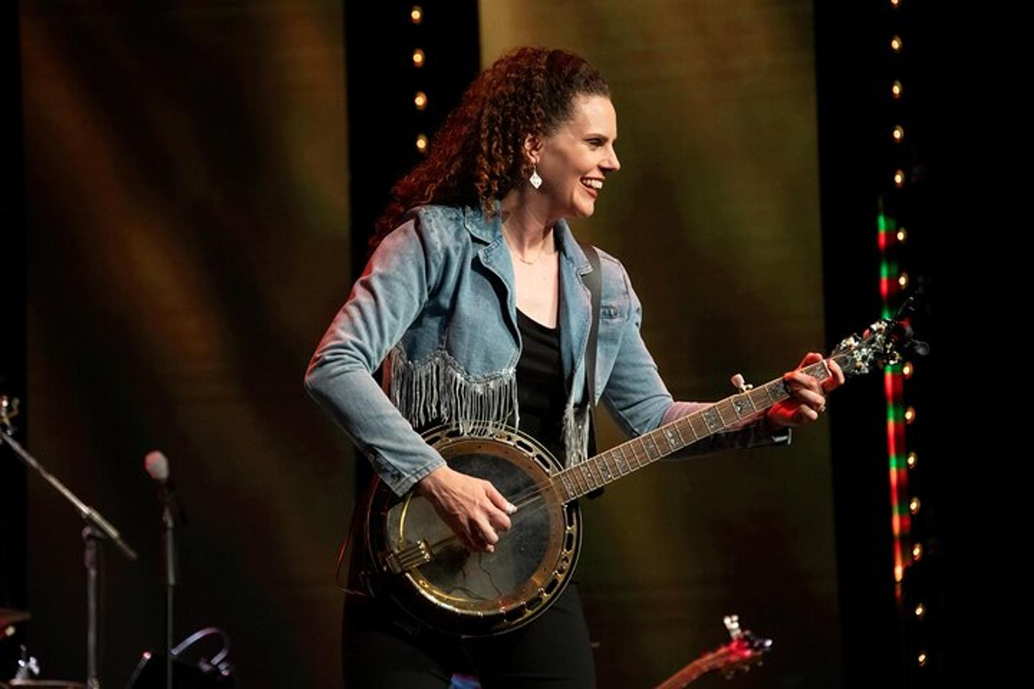 Branson Dutton Family Theater Show - Image 5