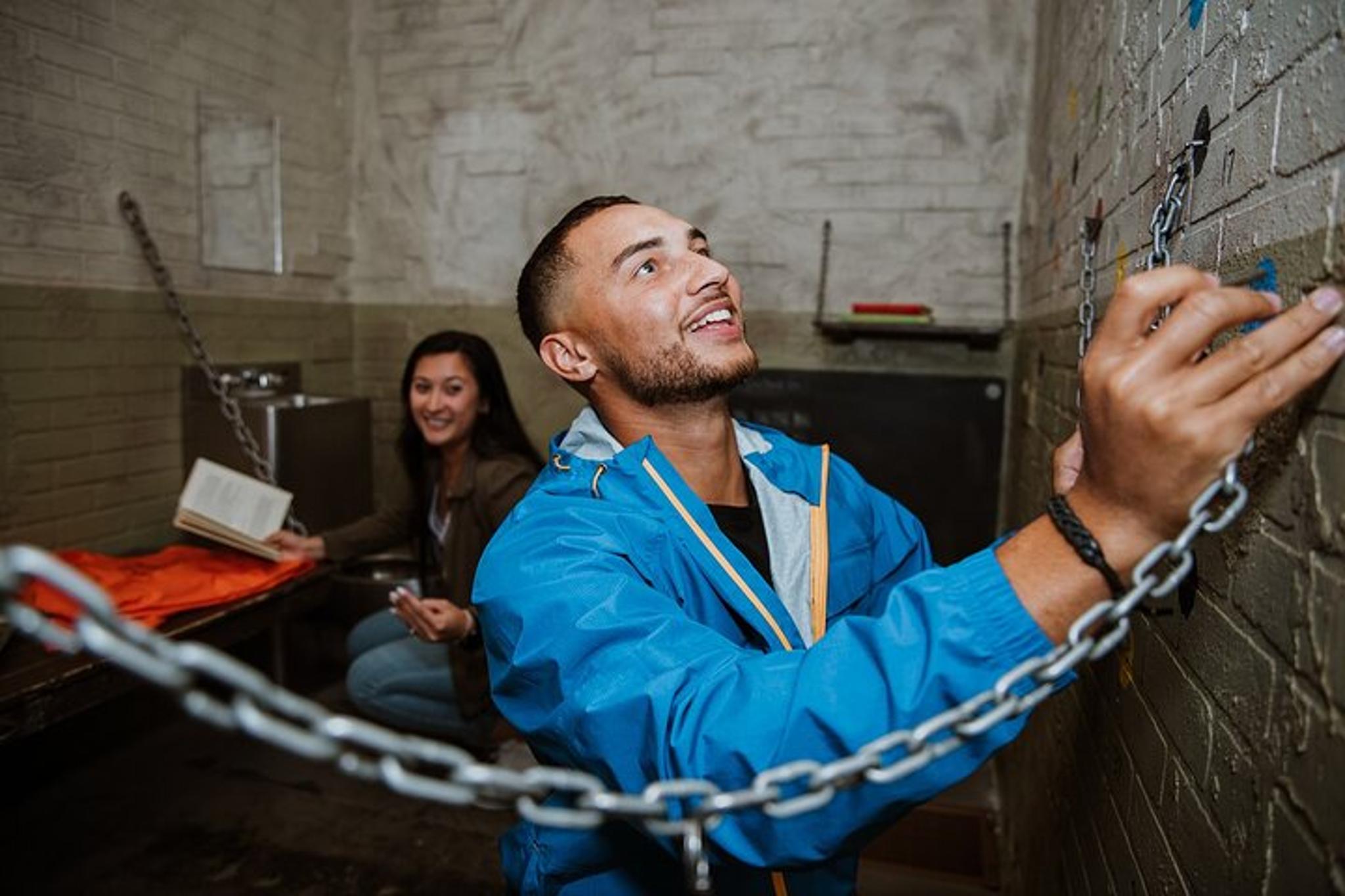 Nashville Prison Break Escape Experience 75 min - Image 1