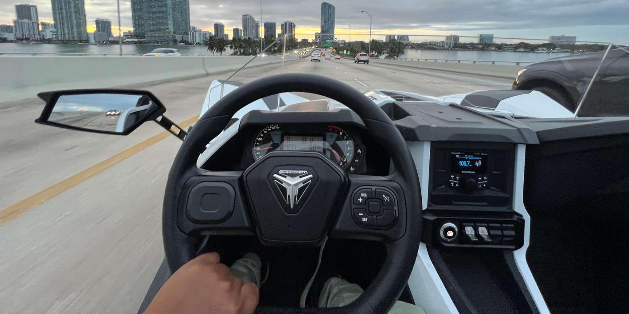 Miami Slingshot Rental 6 Hours - Image 4
