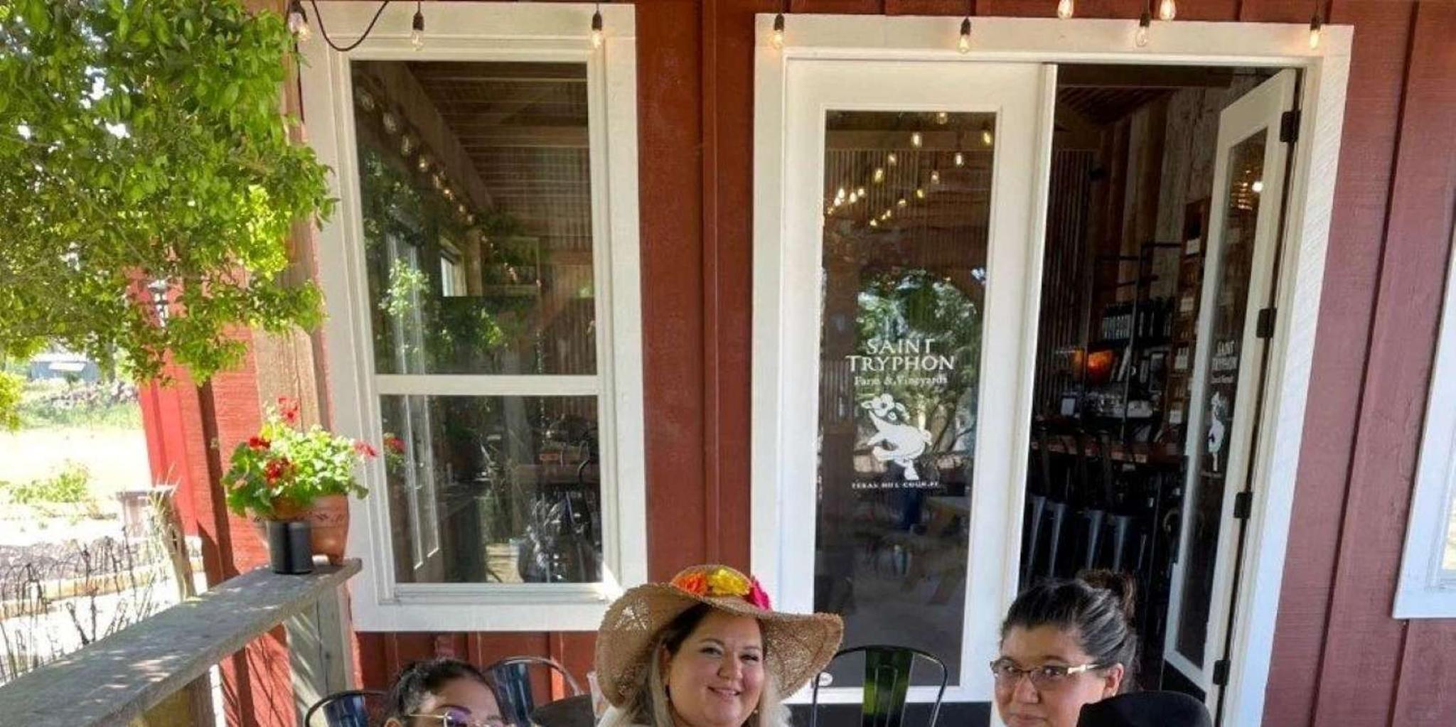 San Antonio Wine & Hill Country Tour - Image 5