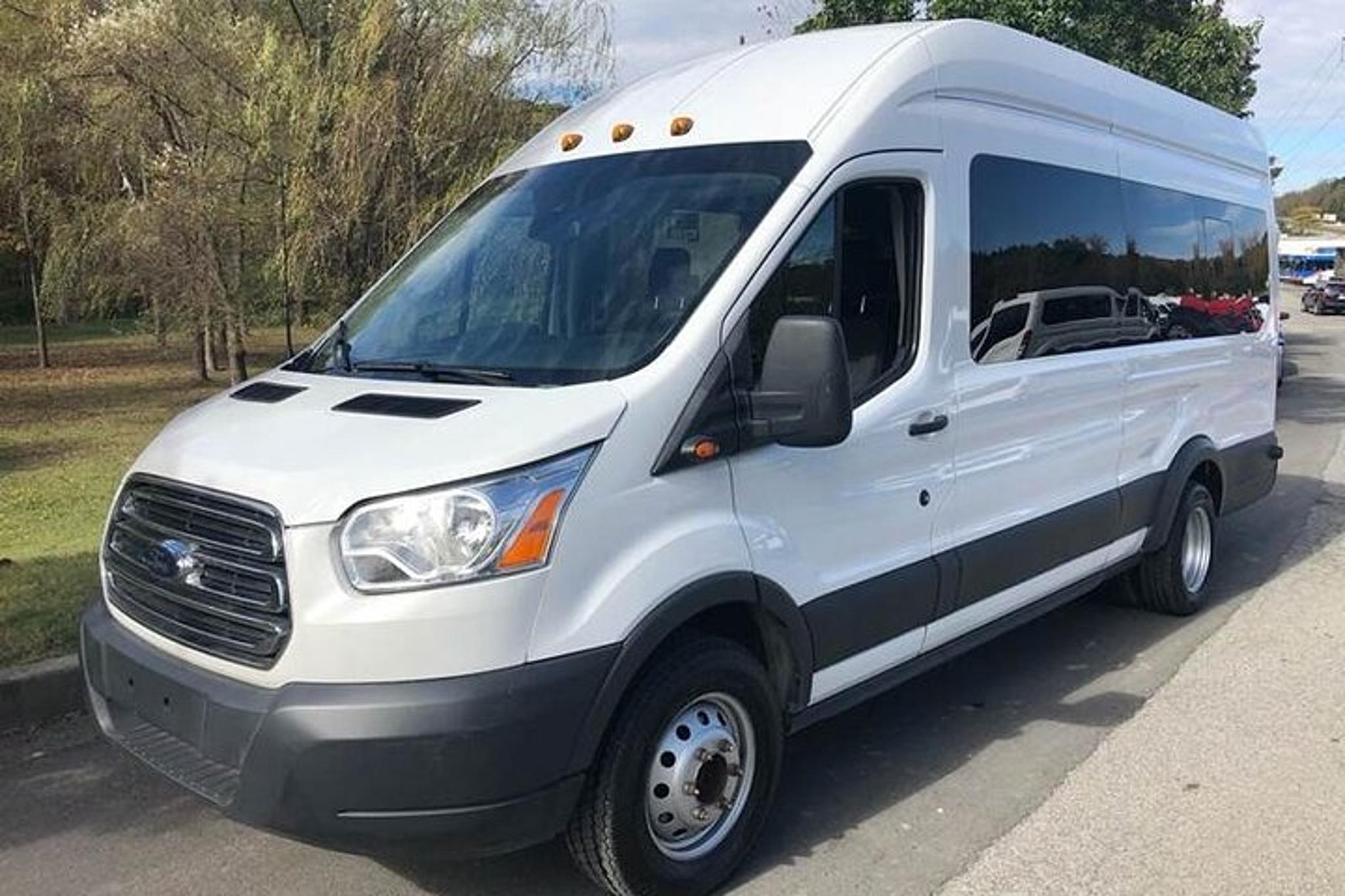 New York City Airport Sprinter Transfer - Image 5