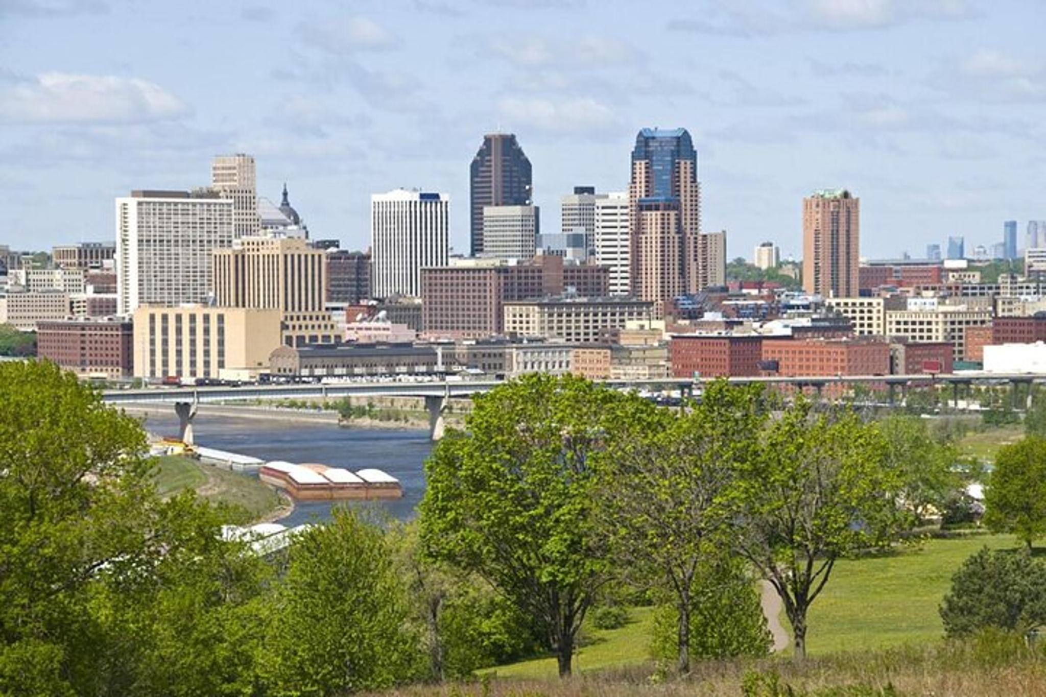 St. Paul Tour & Mississippi River Cruise