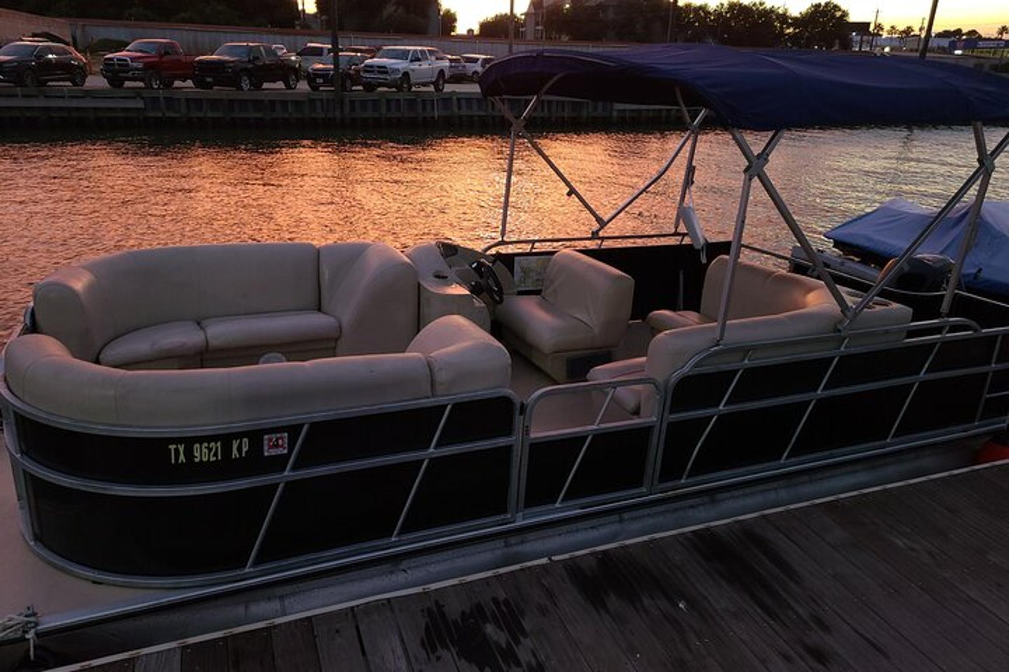 Seabrook Pontoon Boat Rental 4 hr - Image 2