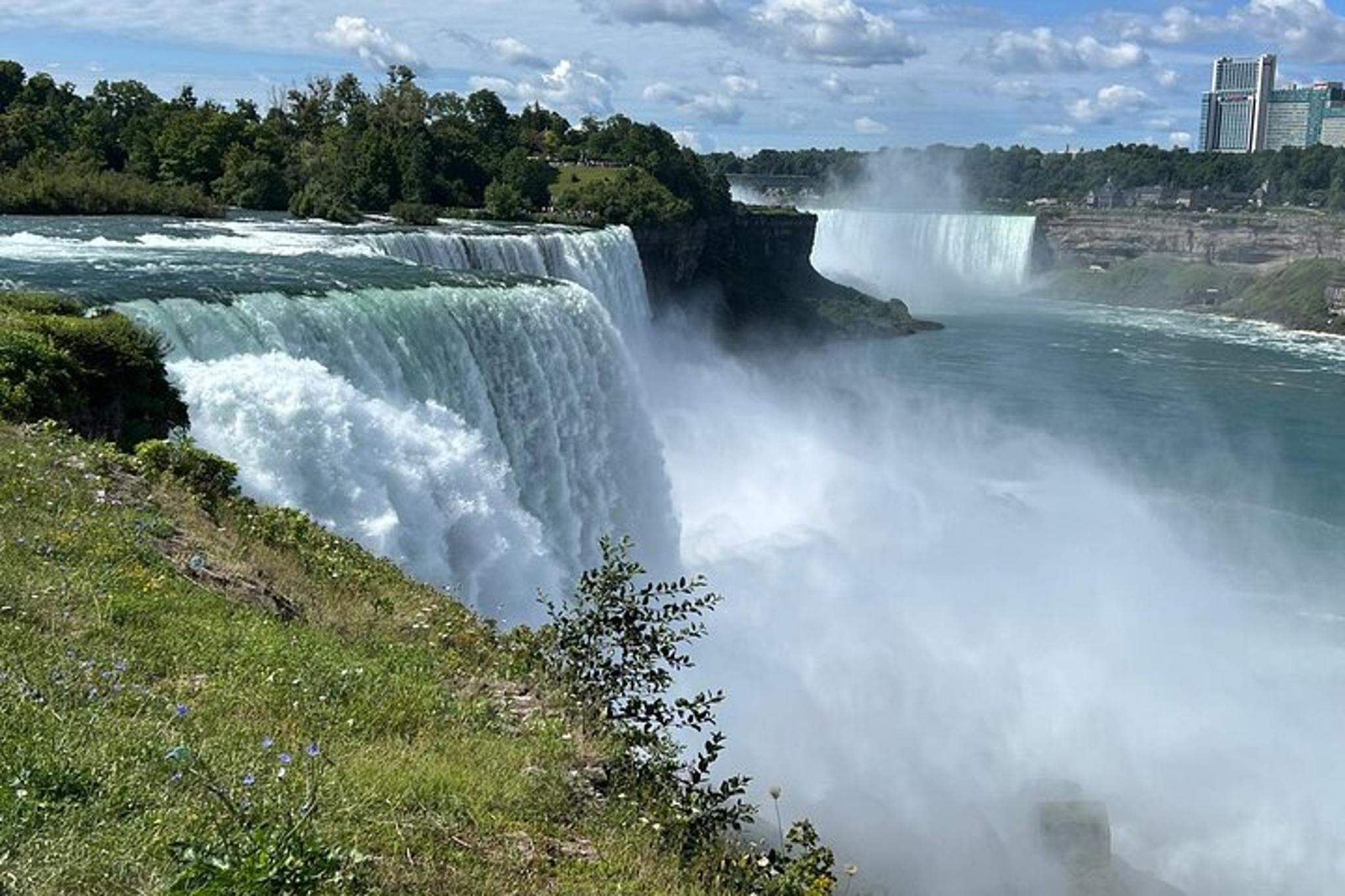 New York City Niagara Falls Private Day Tour - Image 3