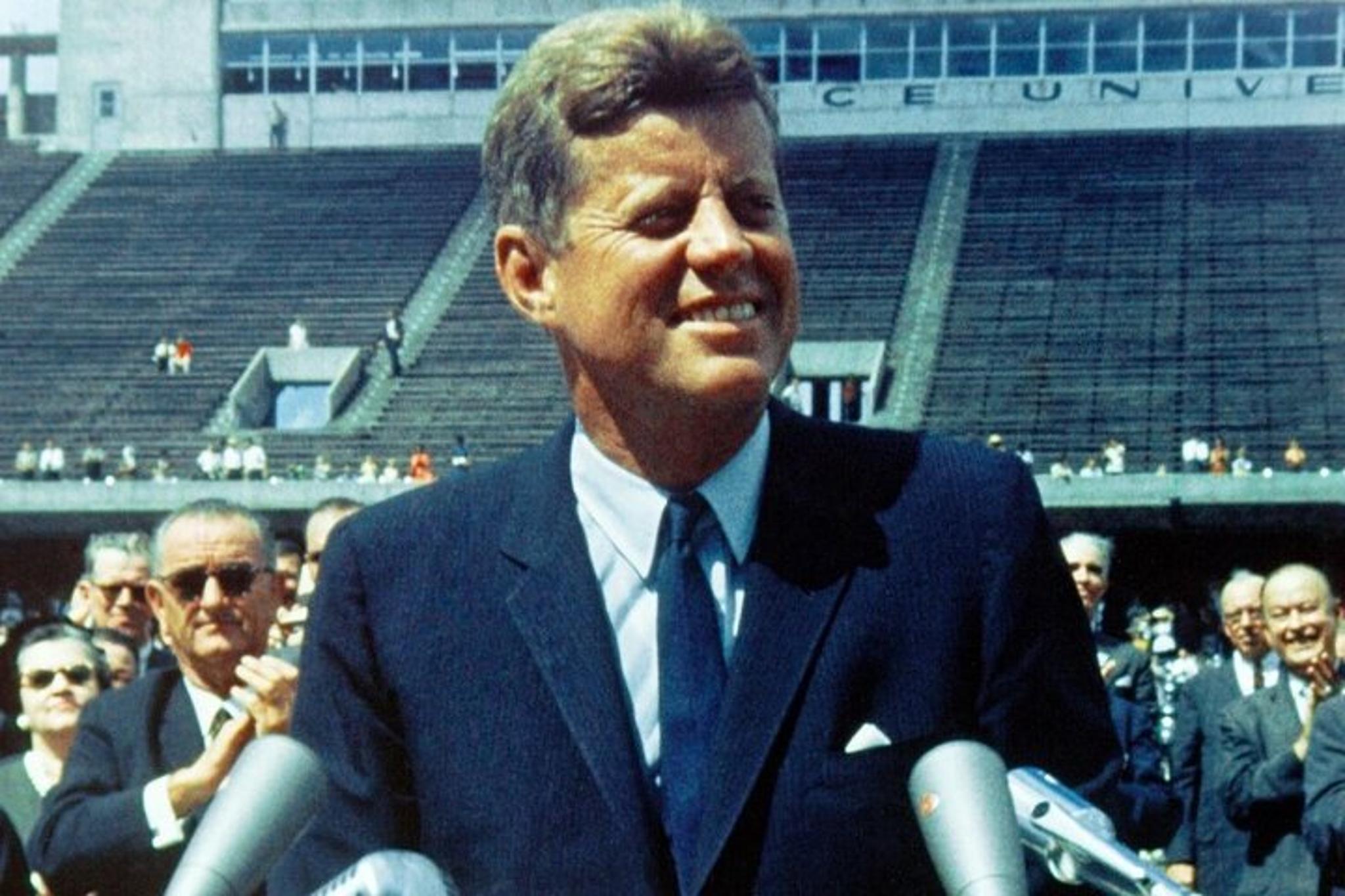 Dallas JFK Assassination Tour: The Sixth Floor Museum - Image 5