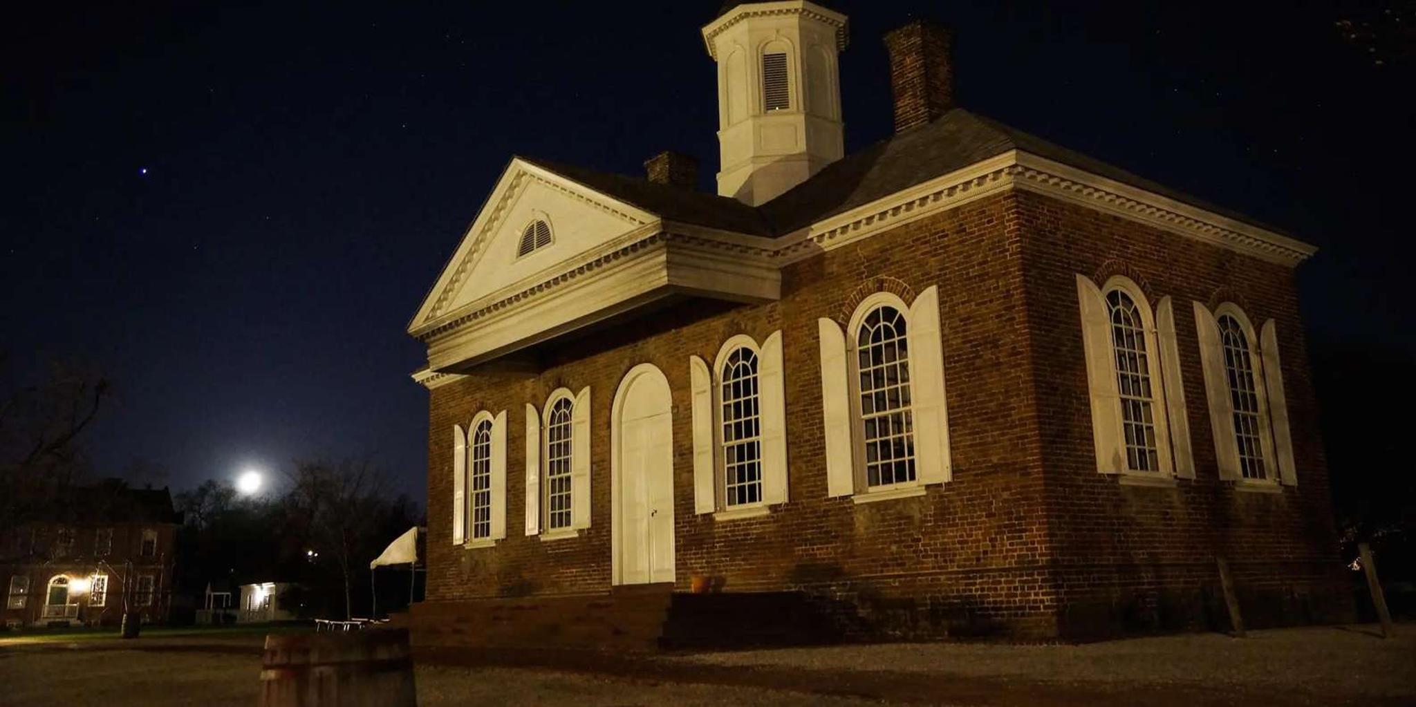 Williamsburg Ghost Hunt at Midnight 2 hr - Image 3