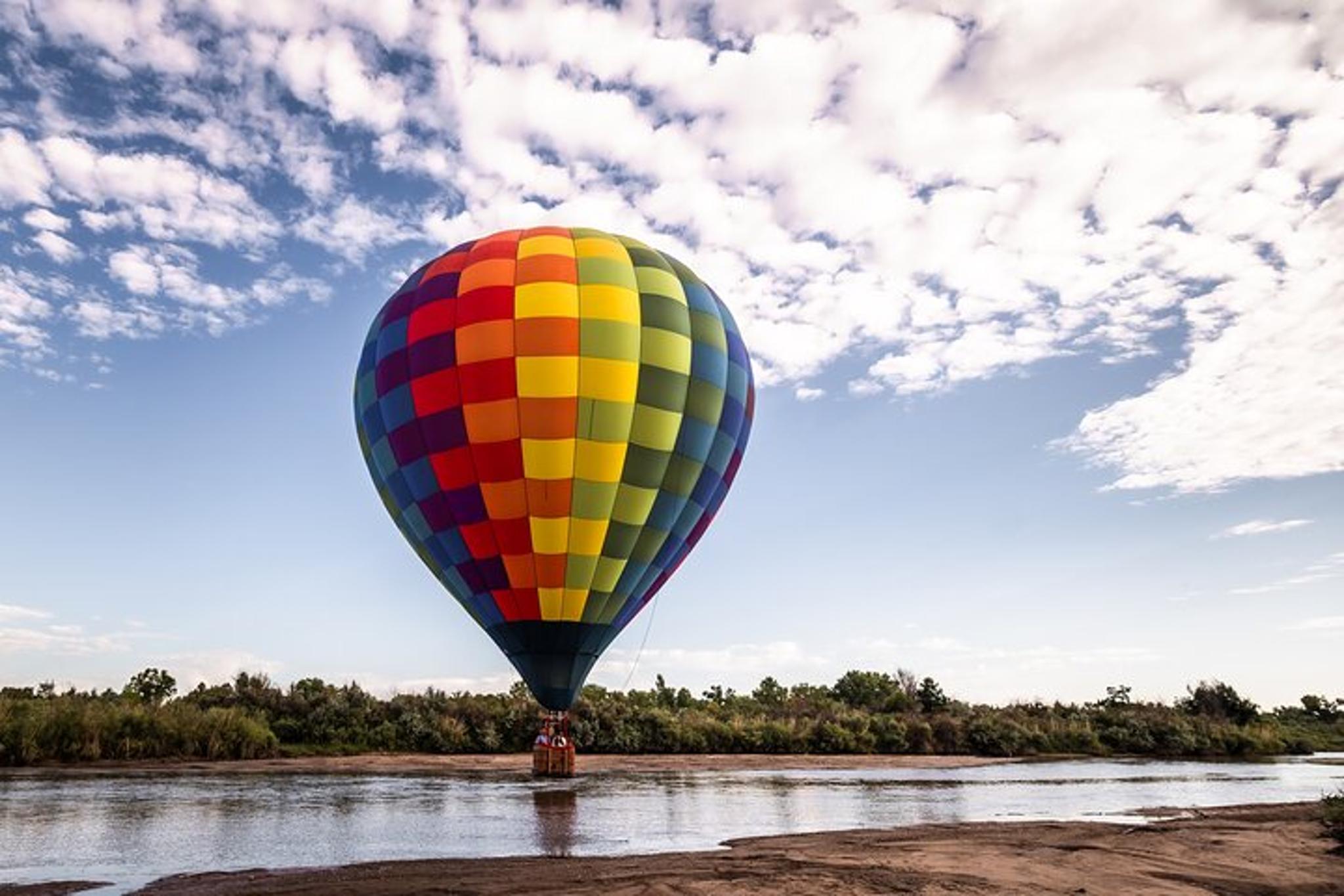 Albuquerque Hot Air Balloon Ride - Image 5