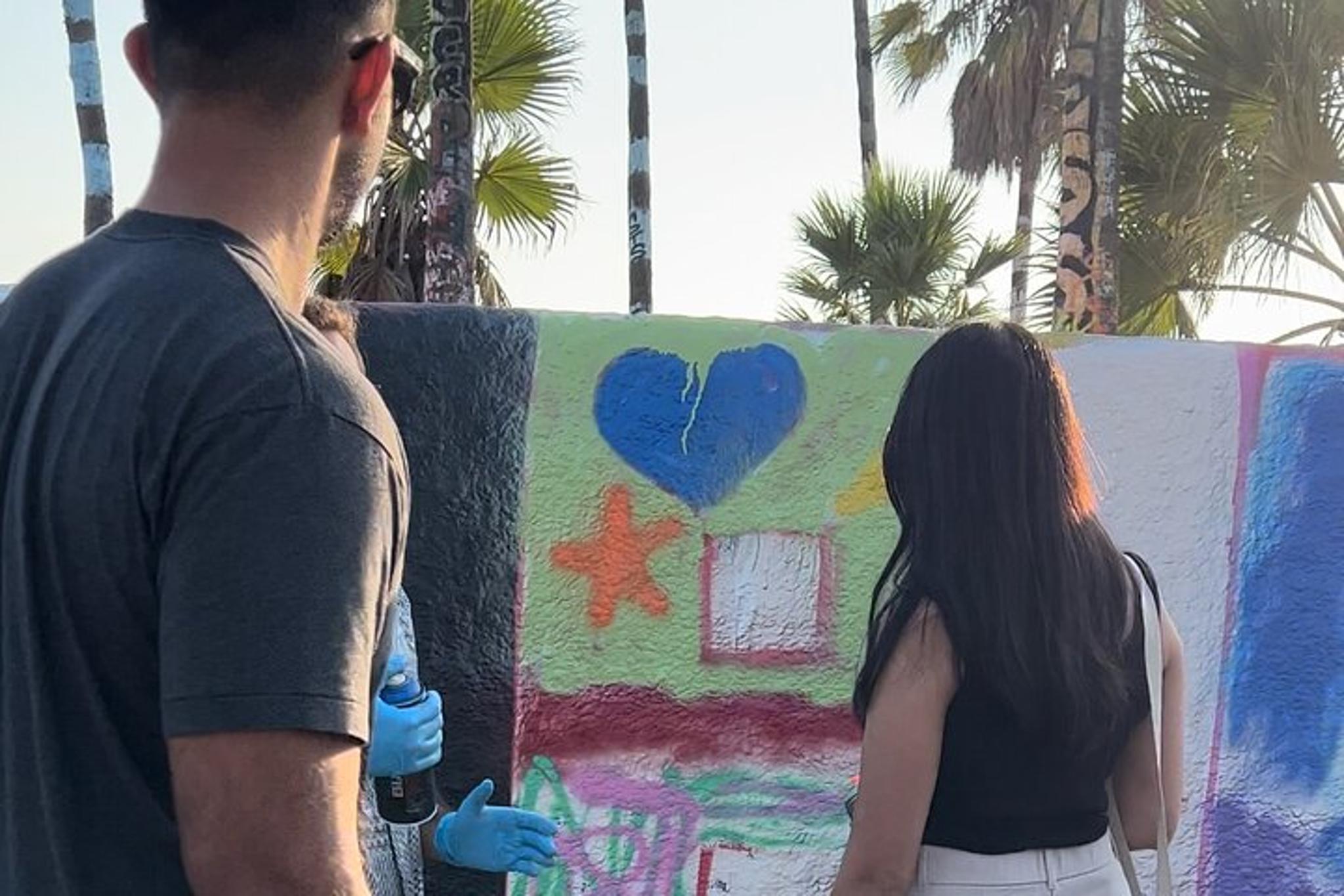 Venice Spray Paint Art Walls Experience 2 hr - Image 5