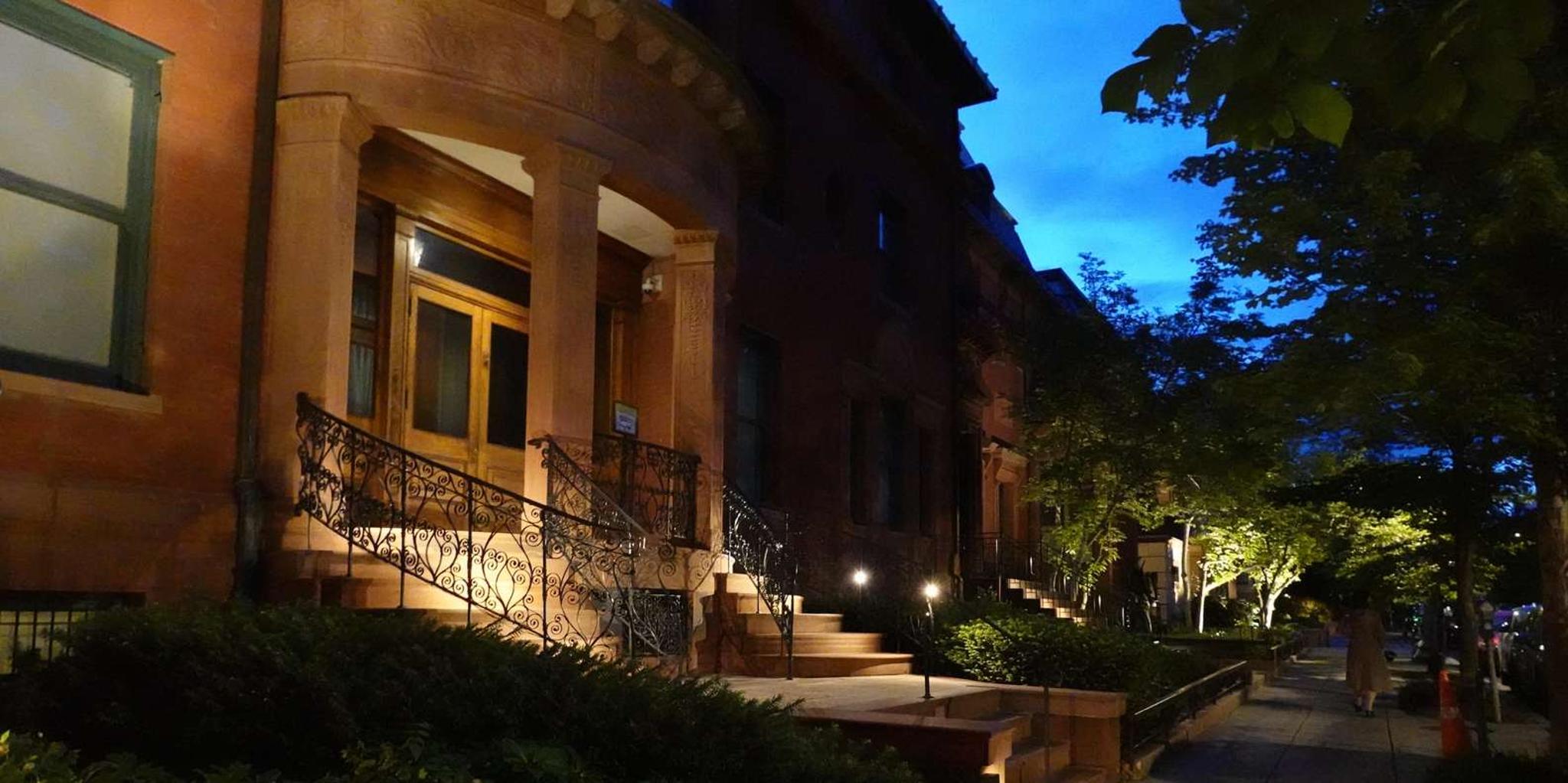 Washington D.C. Dupont Mansions Evening Walking Tour - Image 6