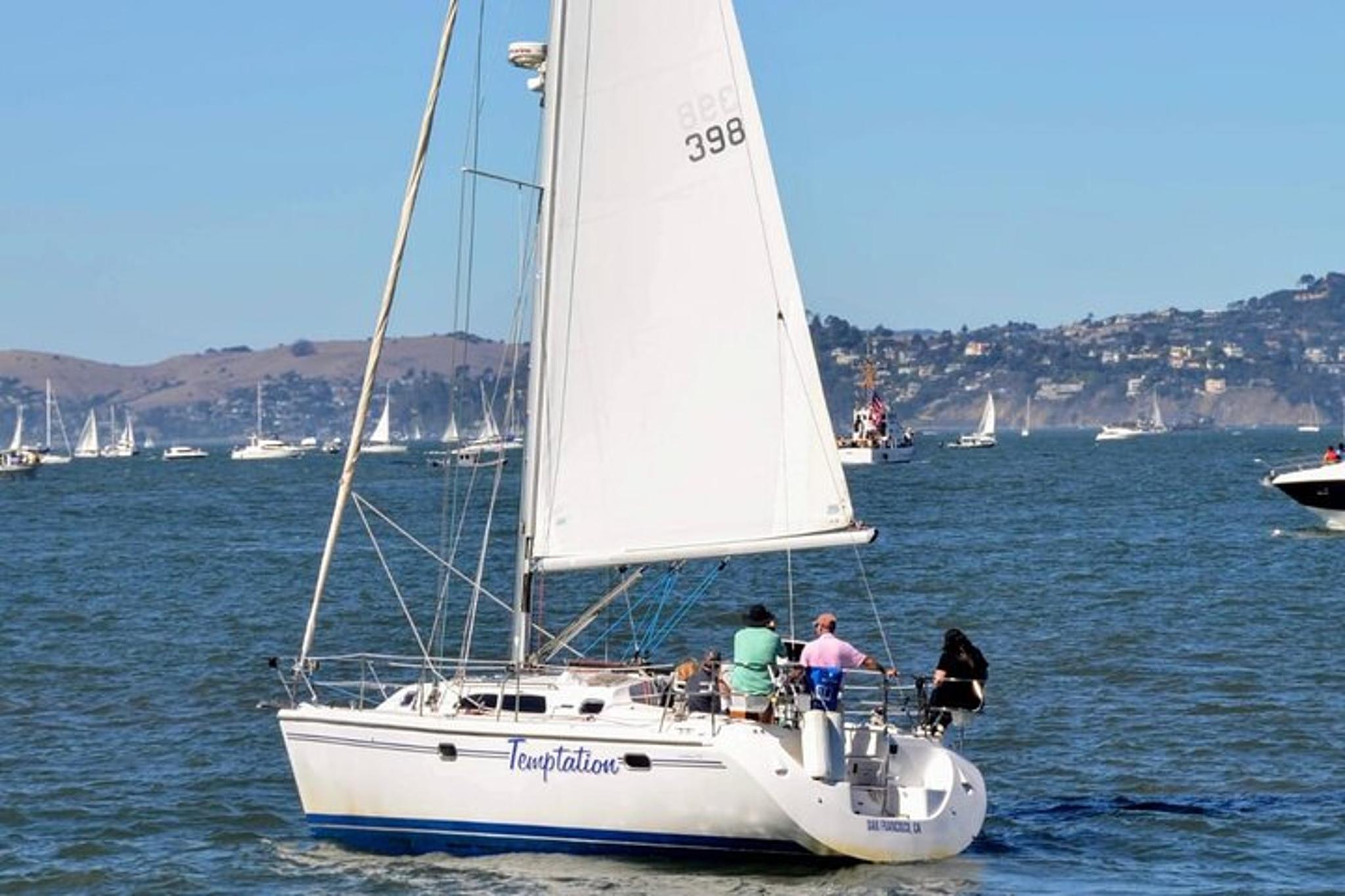 San Francisco Bay Private Sailboat Charter 2 hr - Image 5