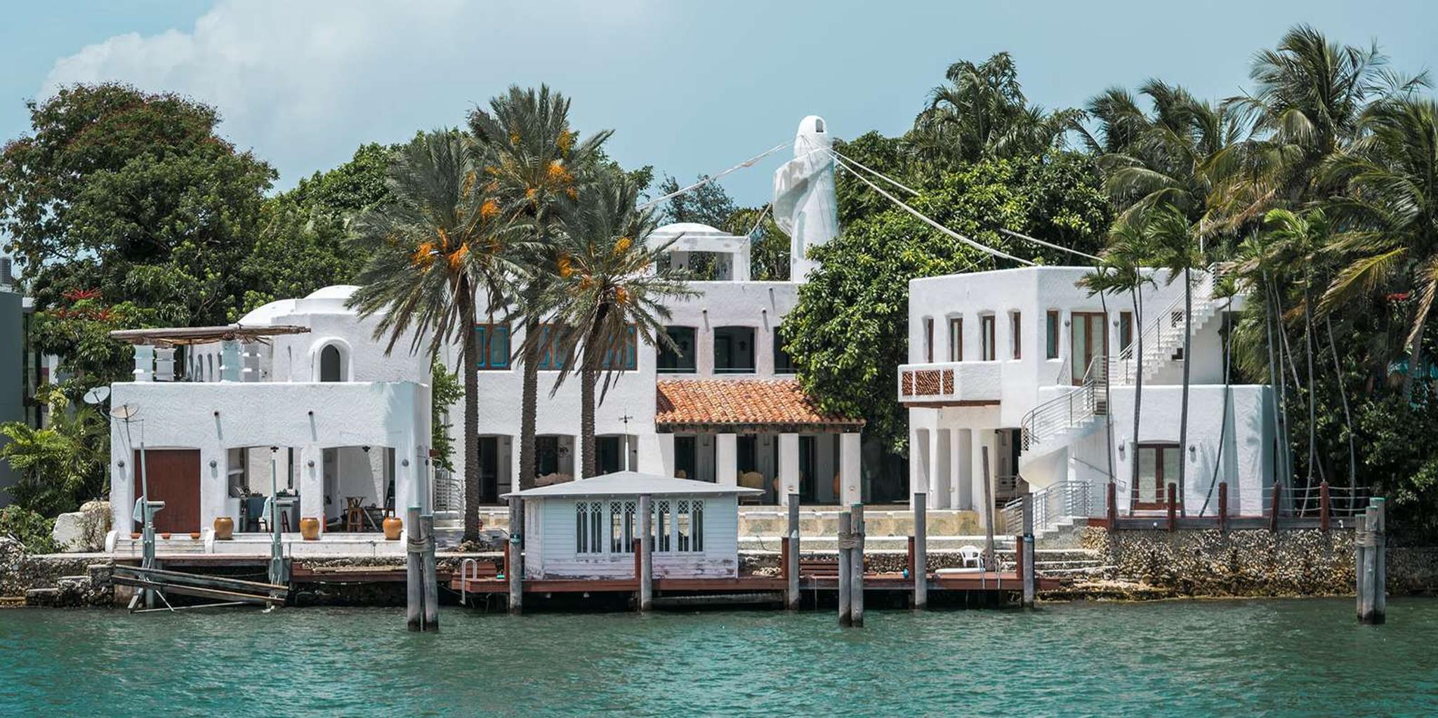 Miami Boat Tour: Mansions & Skyline - Image 3