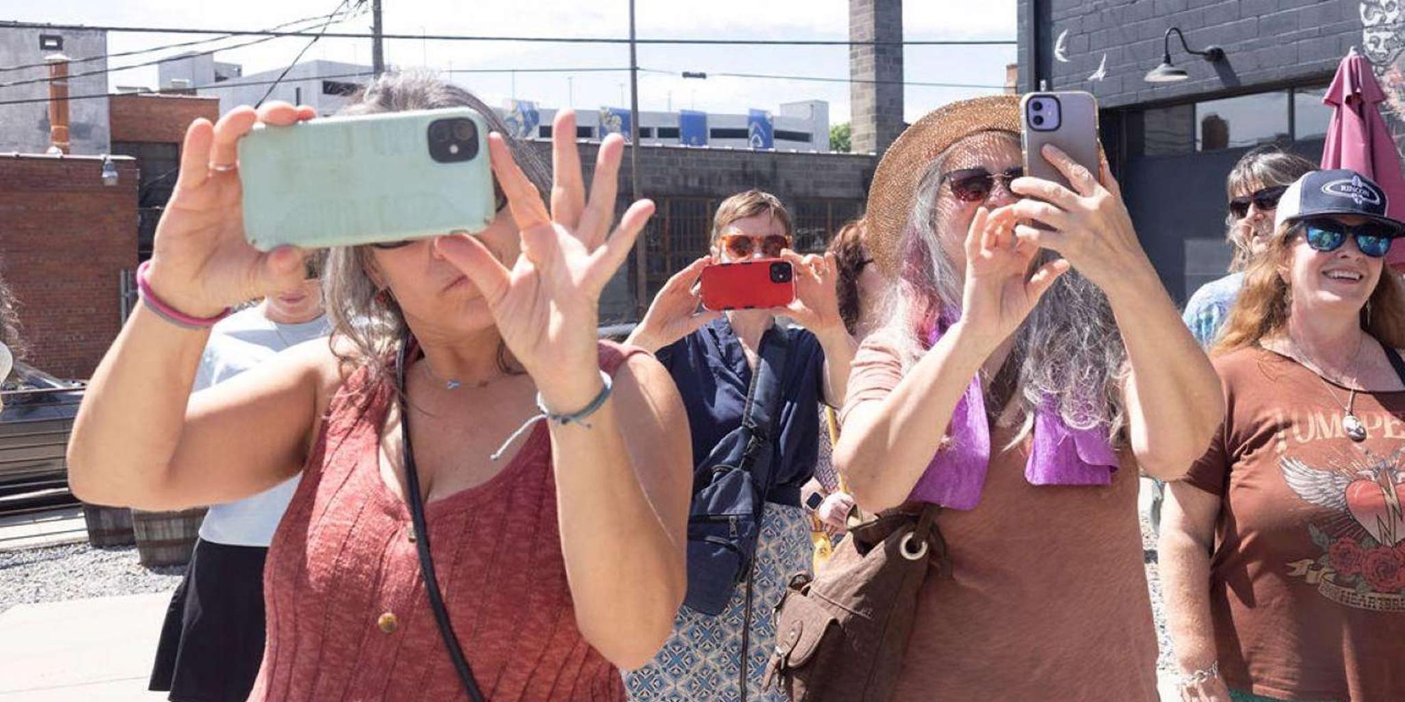 Asheville Street Art Tour in South Slope - Image 6