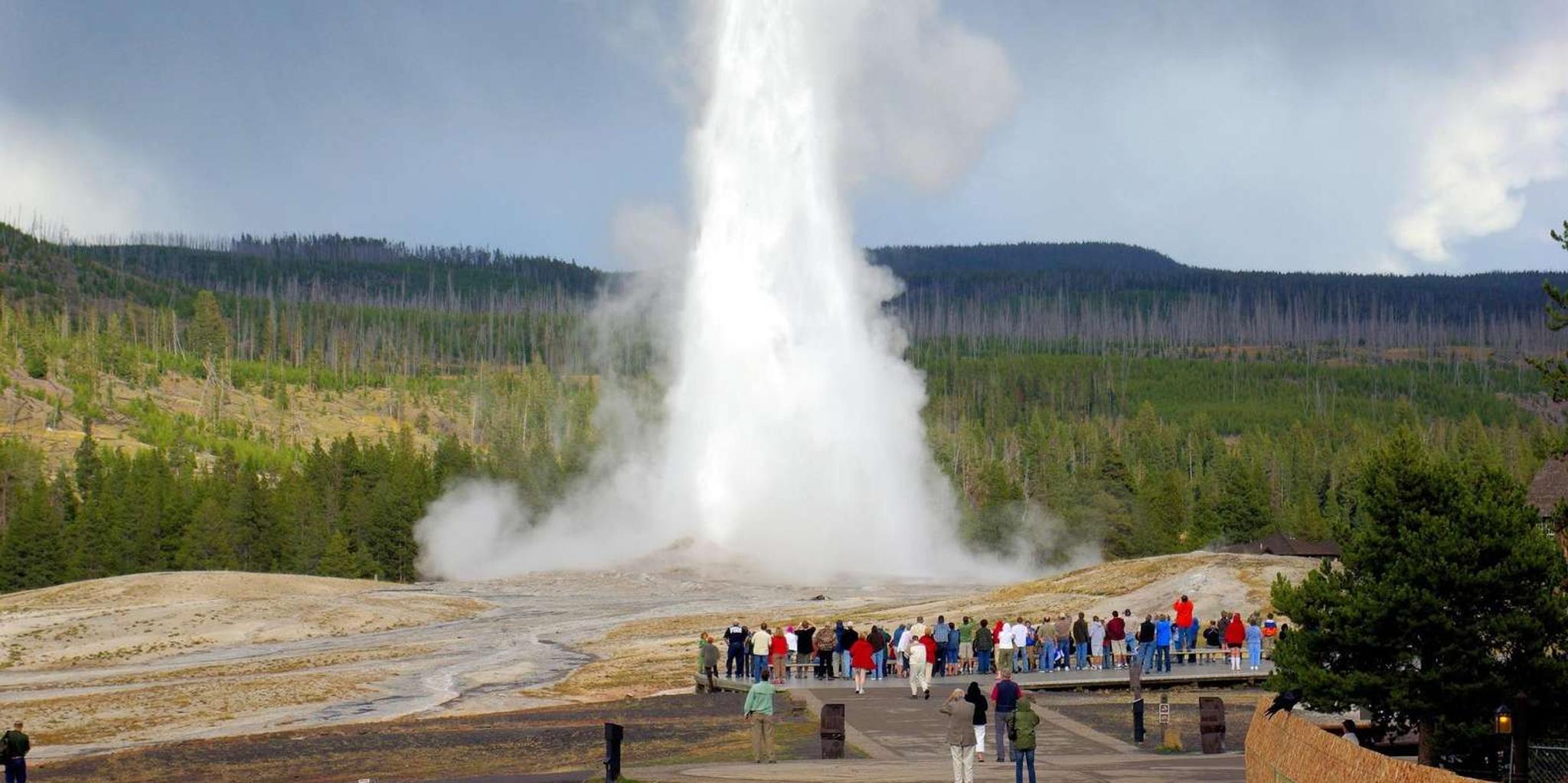 Salt Lake City Yellowstone & Grand Teton Tour 3-Day - Image 3