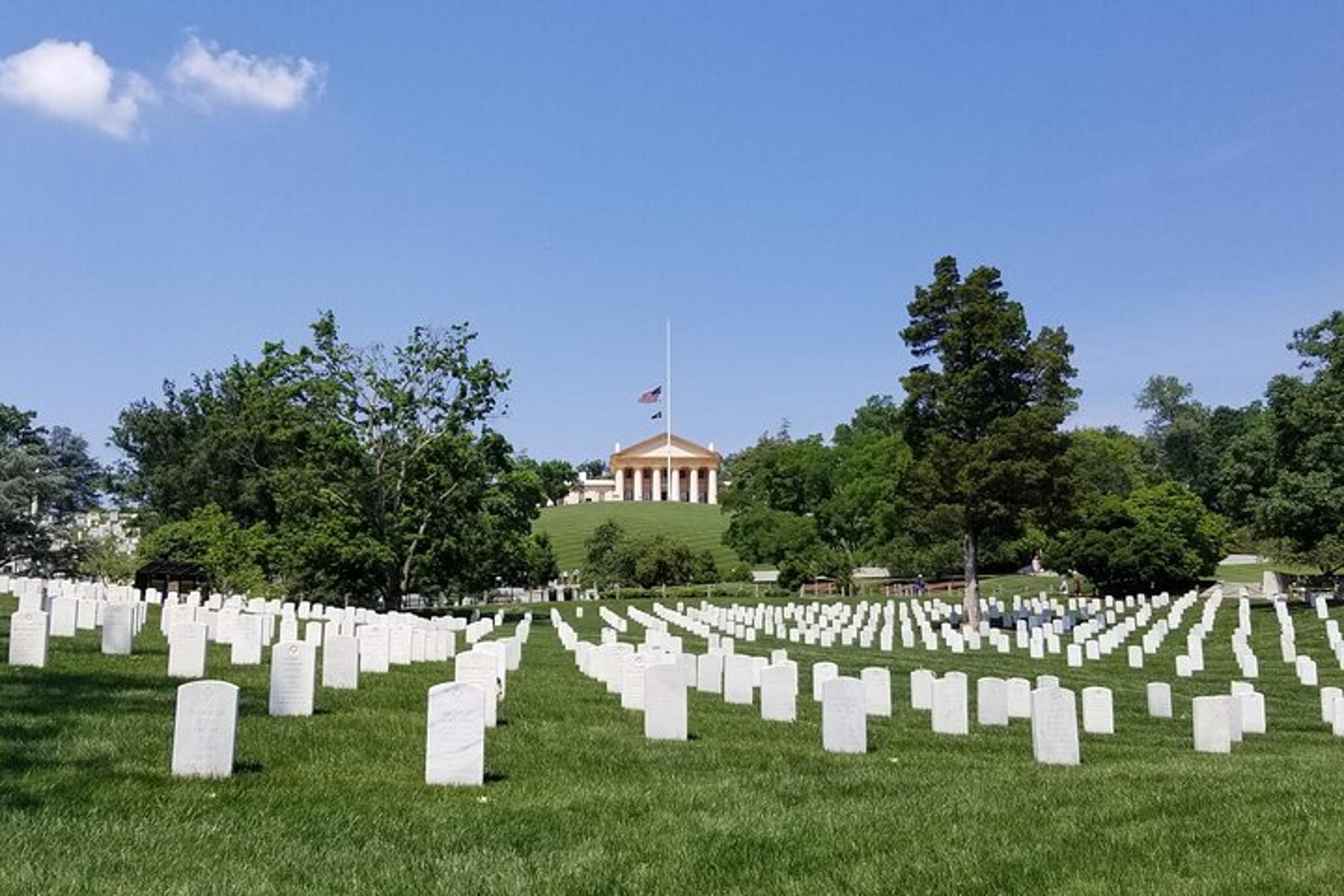 Arlington National Cemetery Walking Tour - Image 1