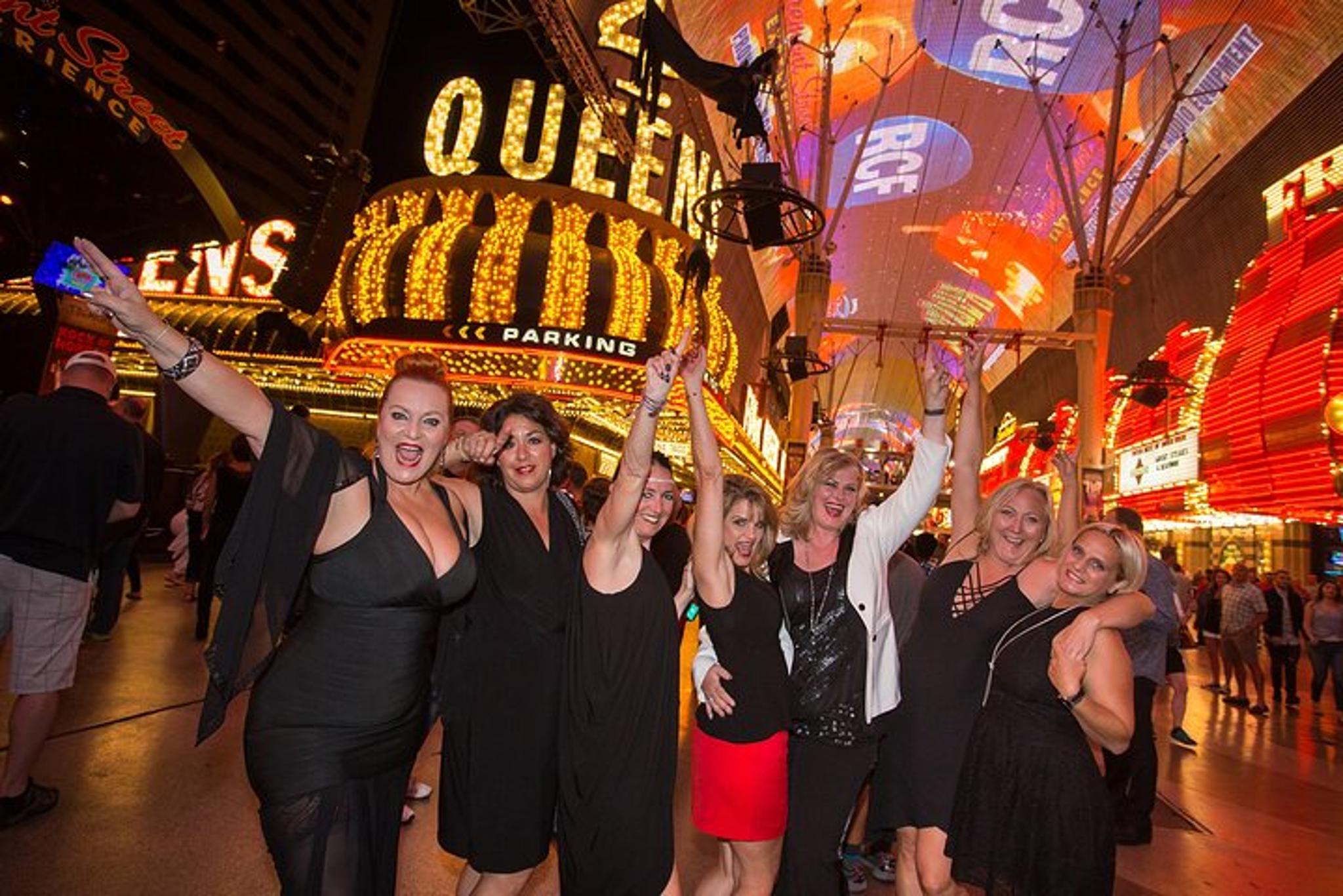 Las Vegas Strip SUV Limo Tour with Photographer