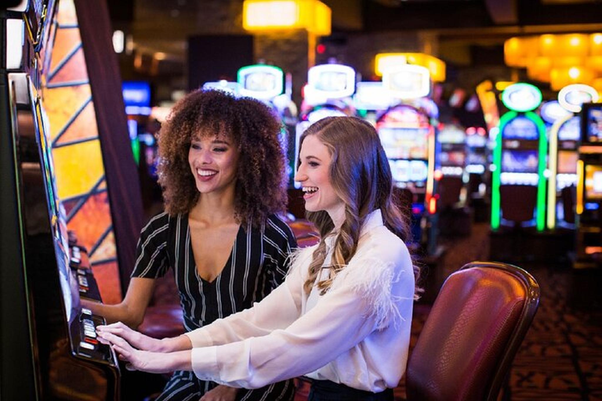 Dallas Casino Shuttle to Choctaw - Image 3