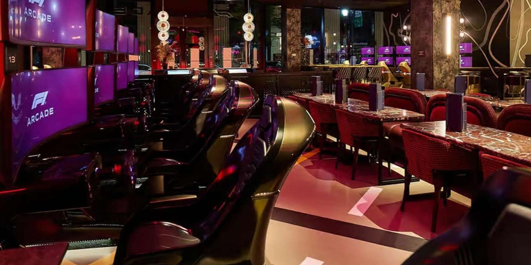 Las Vegas F1 Arcade Simulator Racing Experience - Image 1