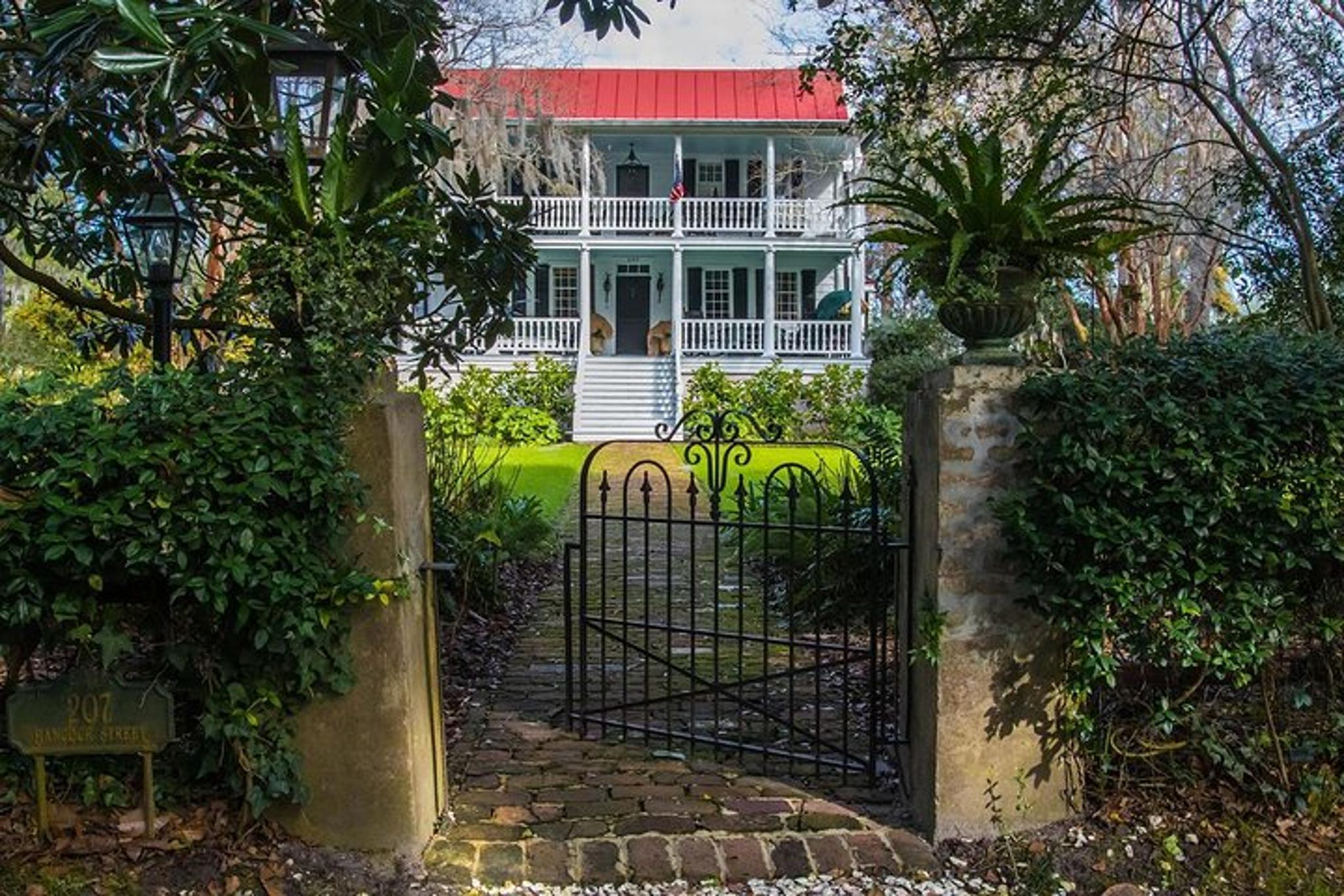 Beaufort City Minibus Tour 75 min - Image 4