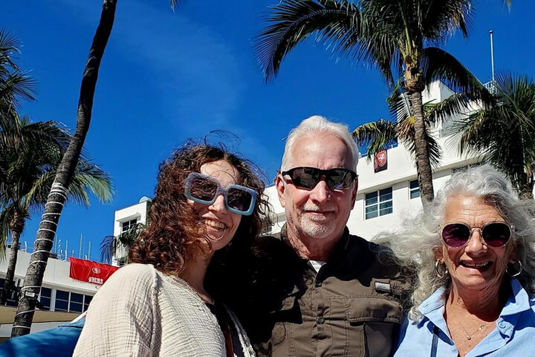 Miami Beach Sights & Hidden Gems Walking Tour - Image 4