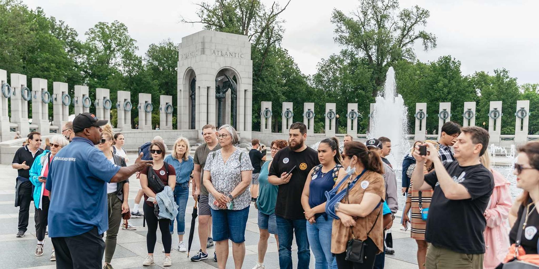 Washington DC Full-Day Tour with Scenic River Cruise