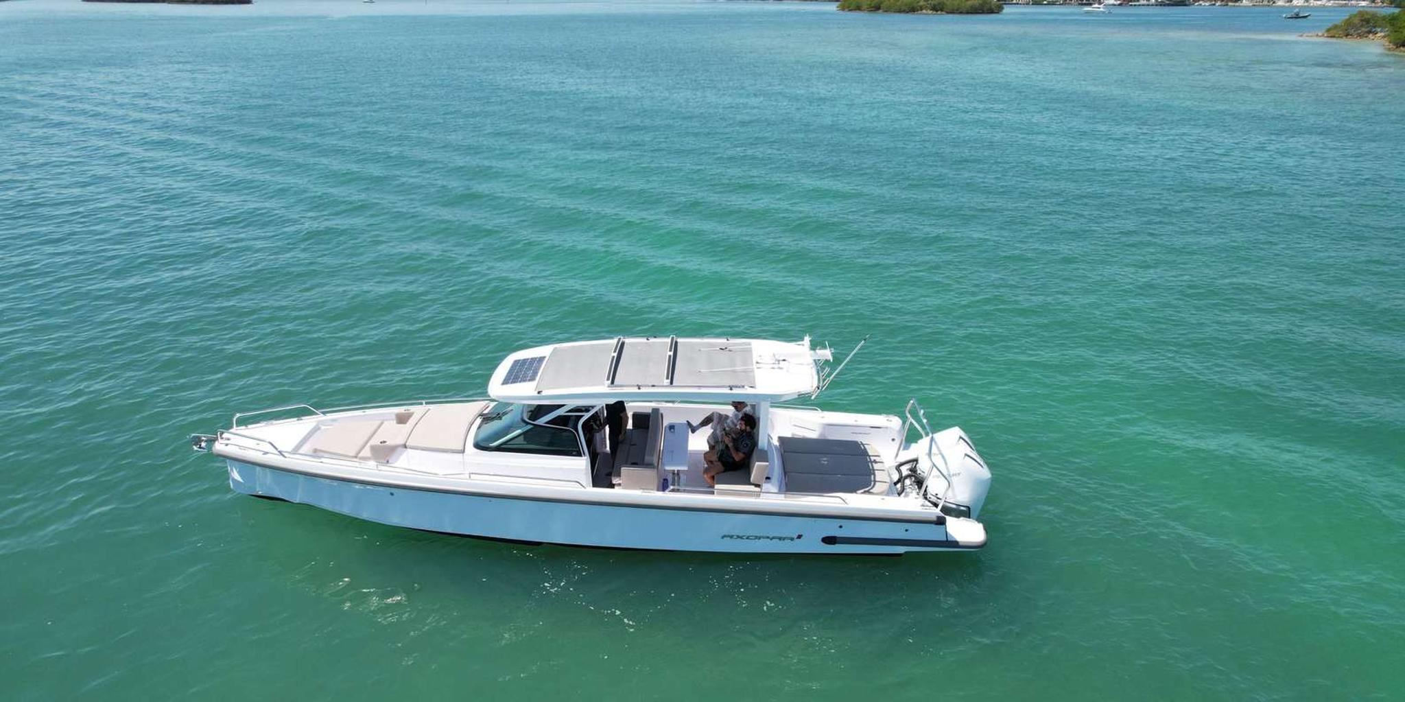 Miami Private Boat Tour with Jet Ski Rental - Image 6