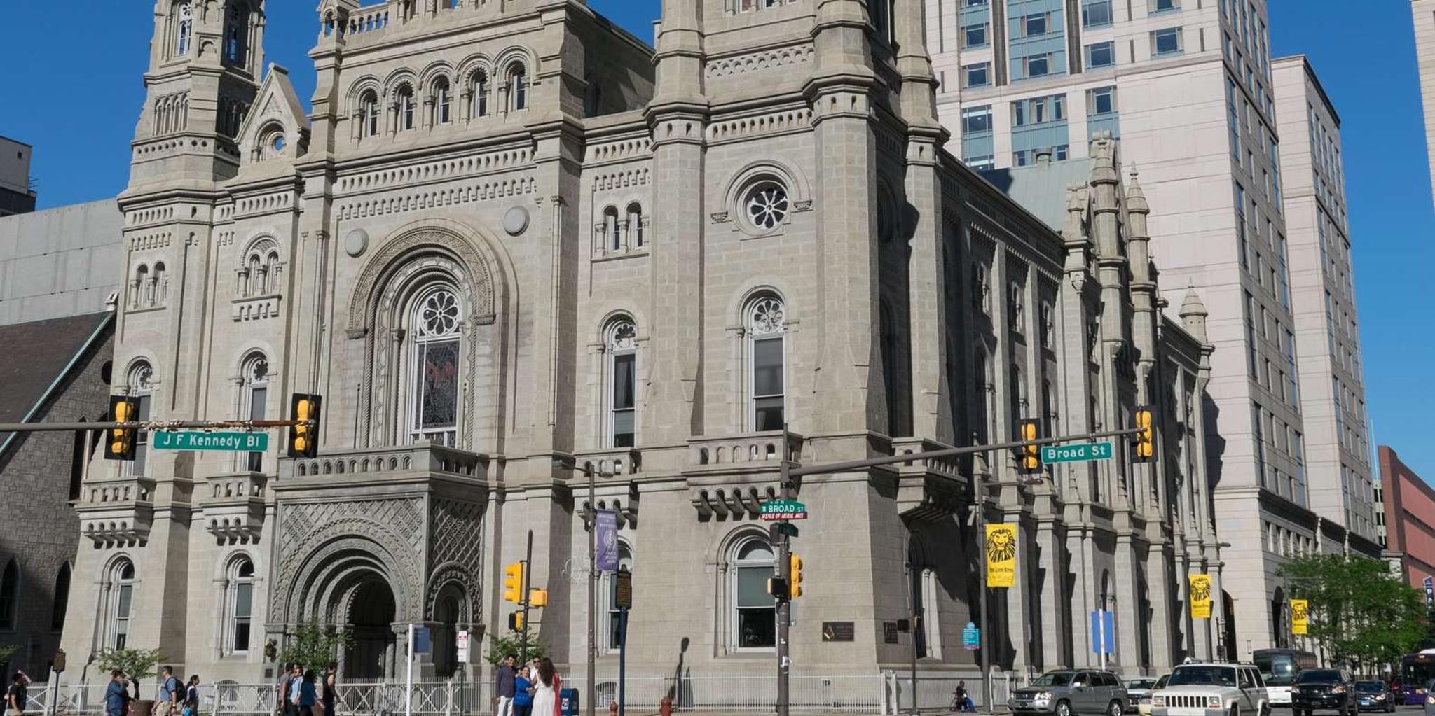 Philadelphia and Lancaster Day Tour from New York - Image 4