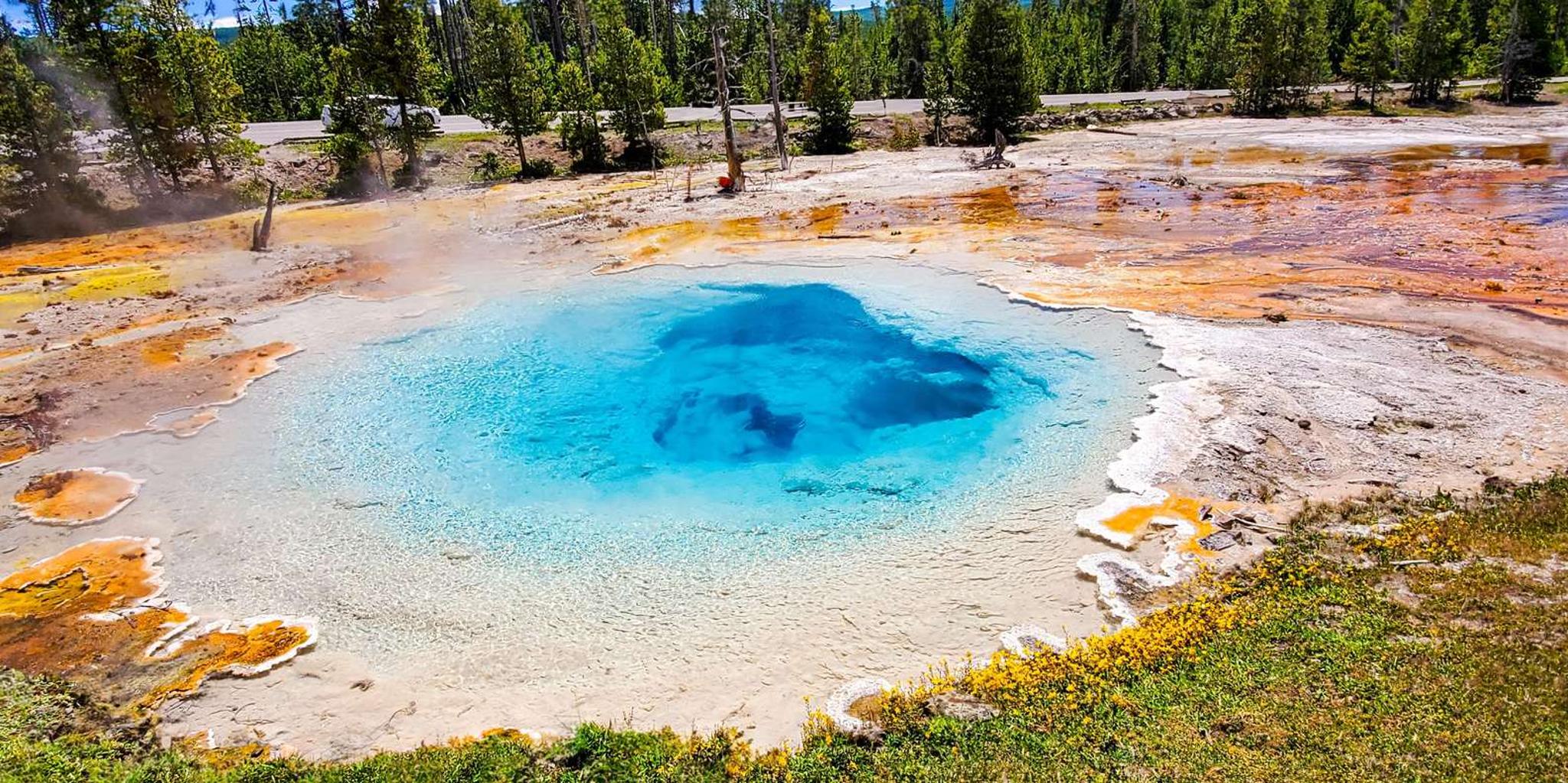 Bozeman Yellowstone Tour 2 Days - Image 2