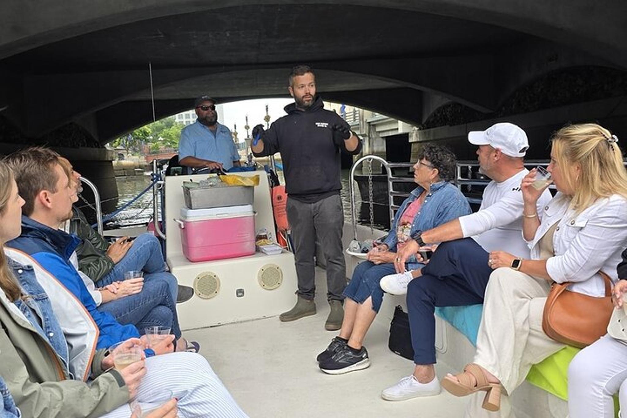 Providence Wine & Oyster Boat Cruise 75 Min - Image 4