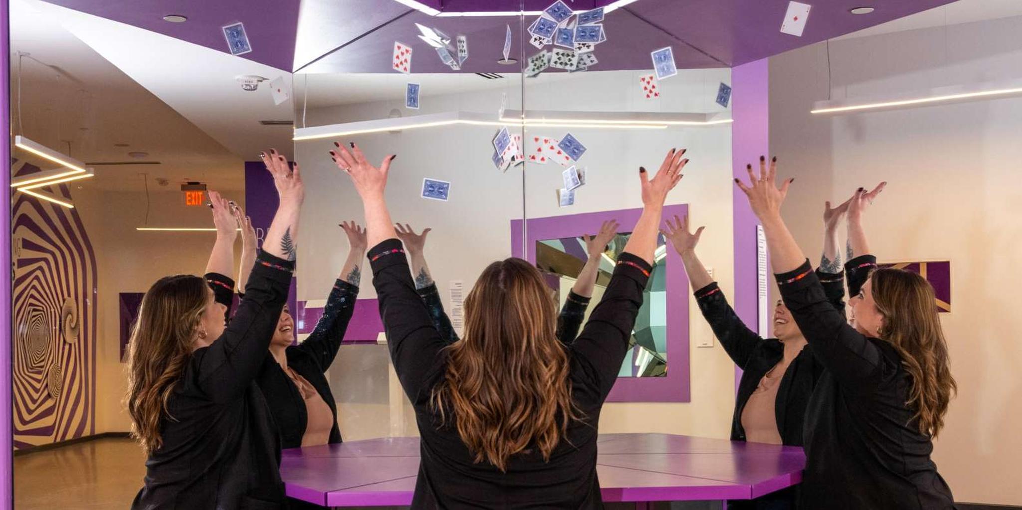 Bloomington Museum of Illusions Entry Ticket - Image 5