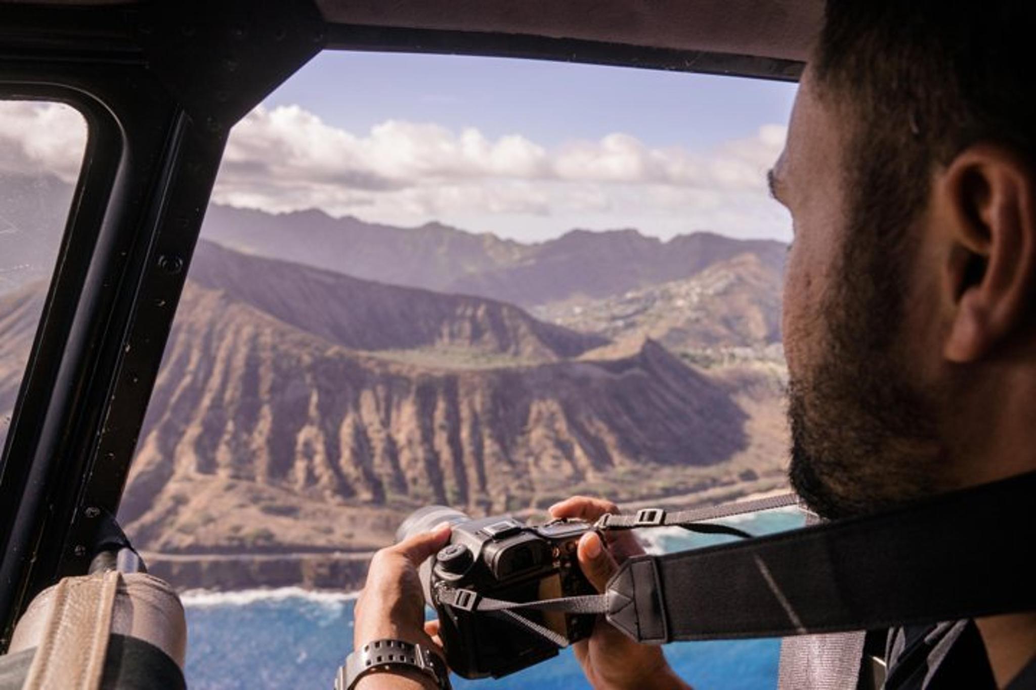 Honolulu Private Helicopter Tour: All Window Seats 1 hr