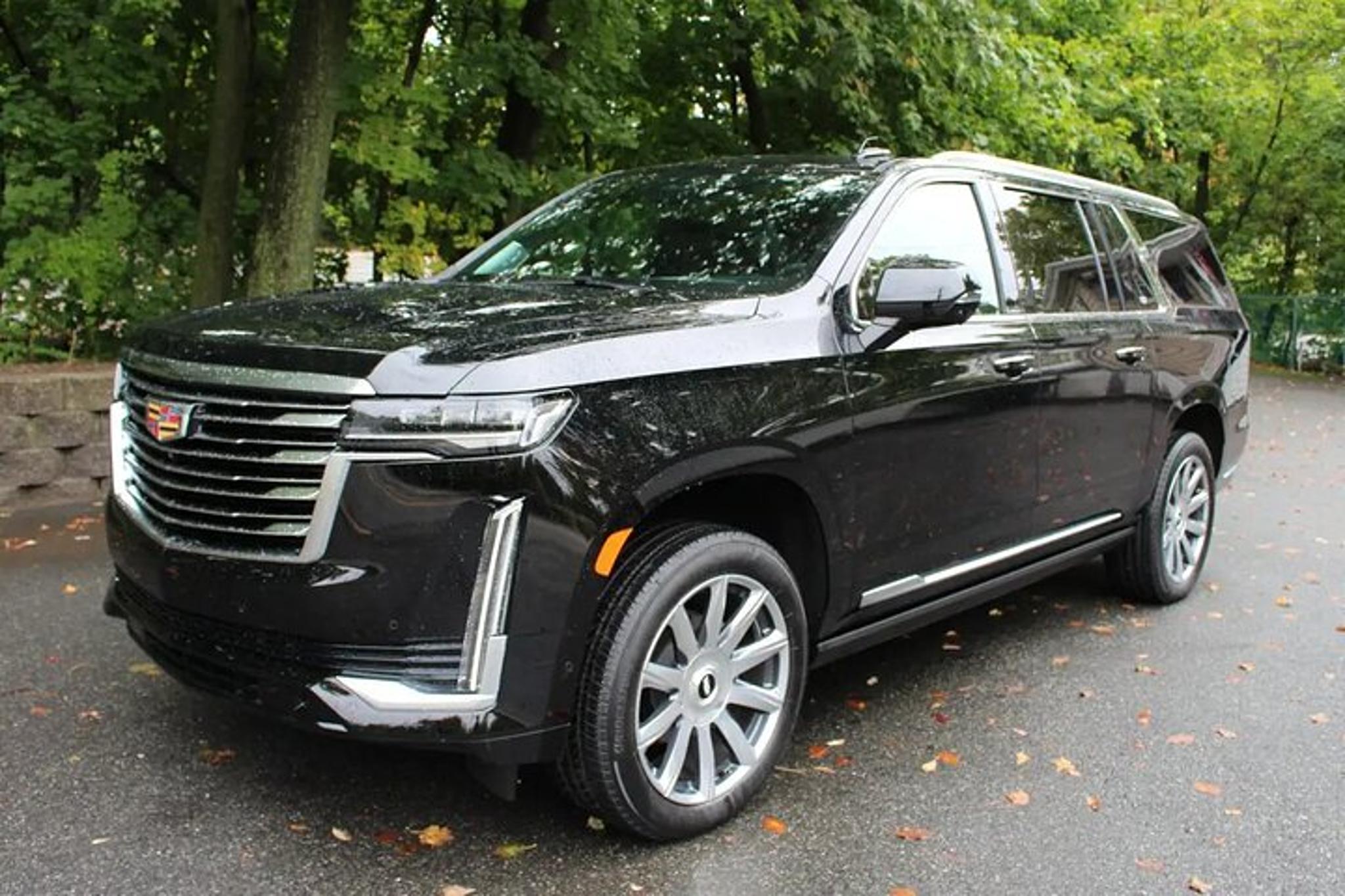 Denver Private Airport Transfer by SUV - Image 3