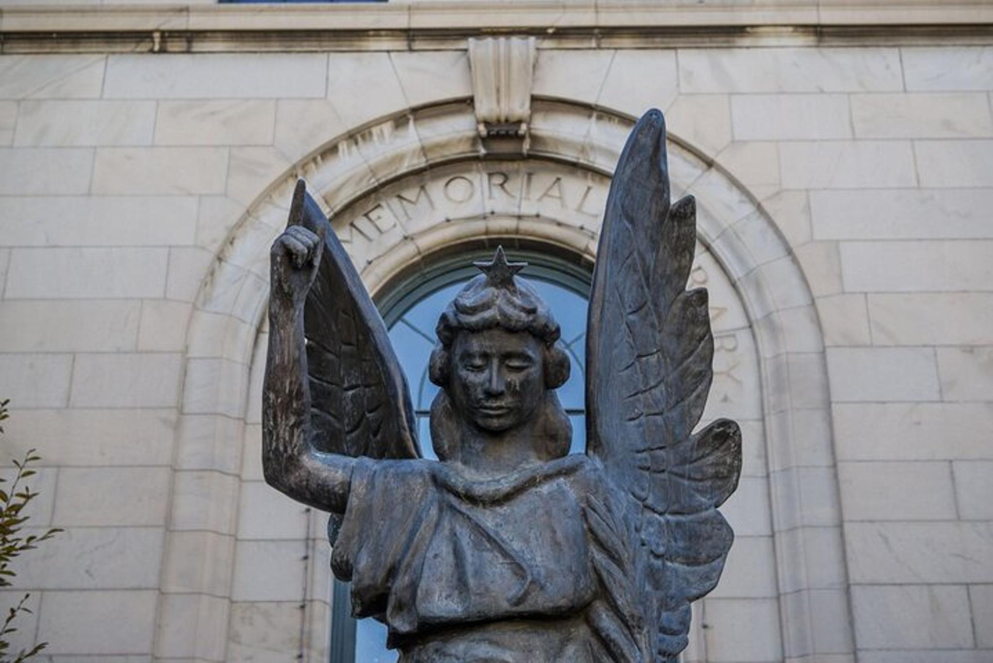 Asheville Walking Tour for Couples - Image 2