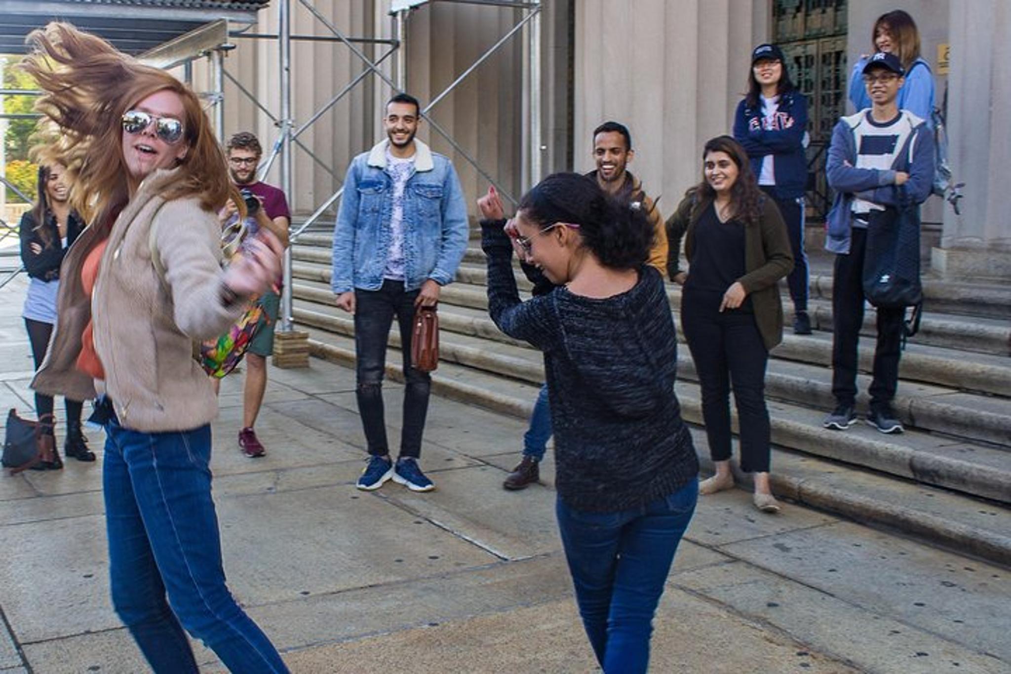 New York Hip Hop Tour in Harlem and The Bronx - Image 6