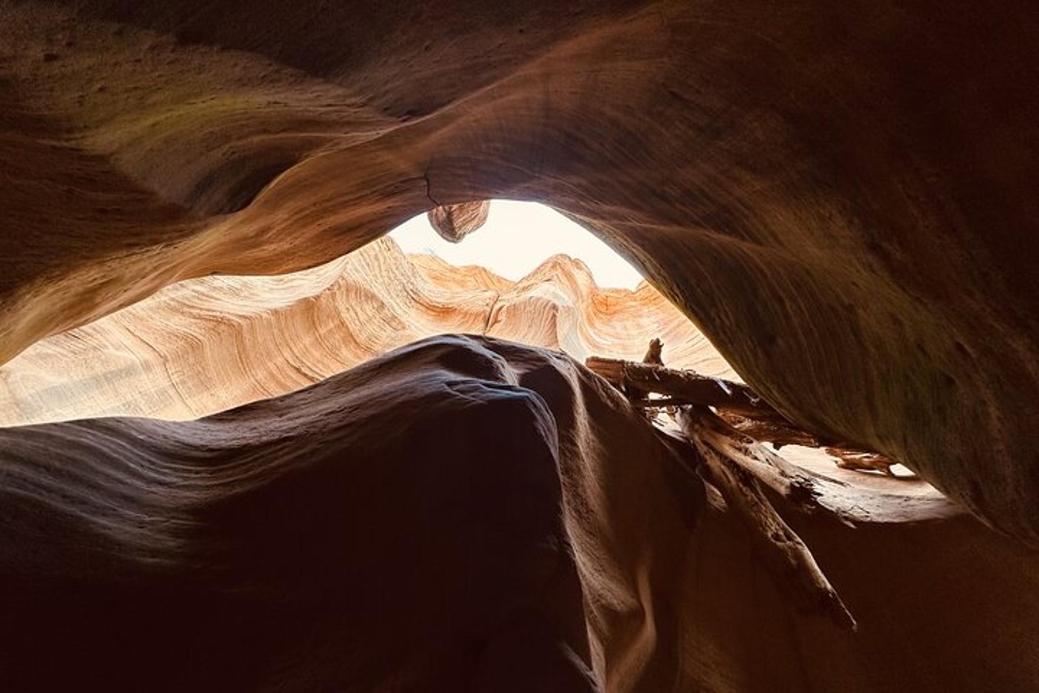 Buckskin Gulch Wire Pass Guided Hike - Image 3