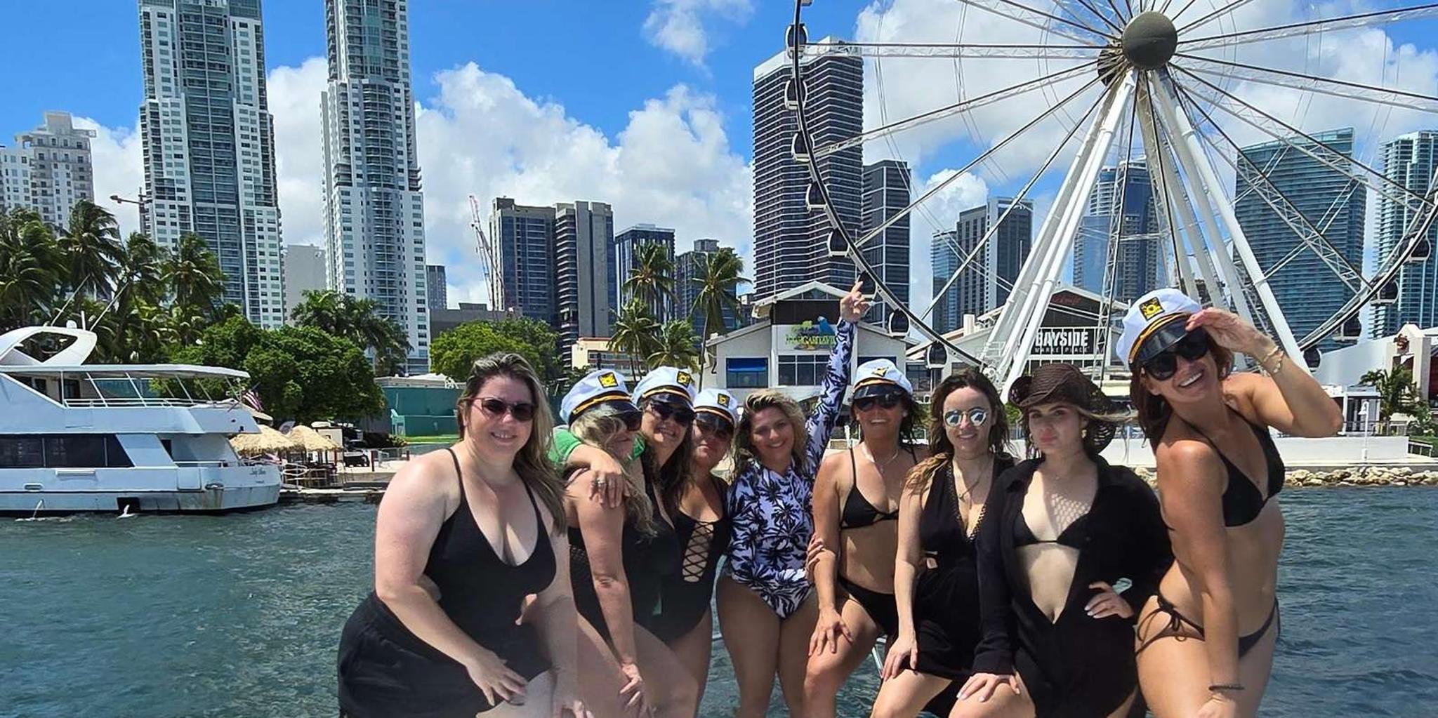 Miami Yacht Cruise Biscayne Bay and Sandbar 4 hr - Image 4