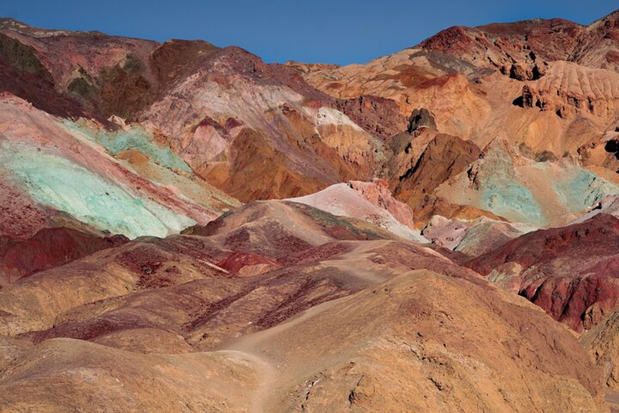 Las Vegas Death Valley National Park Tour - Image 3