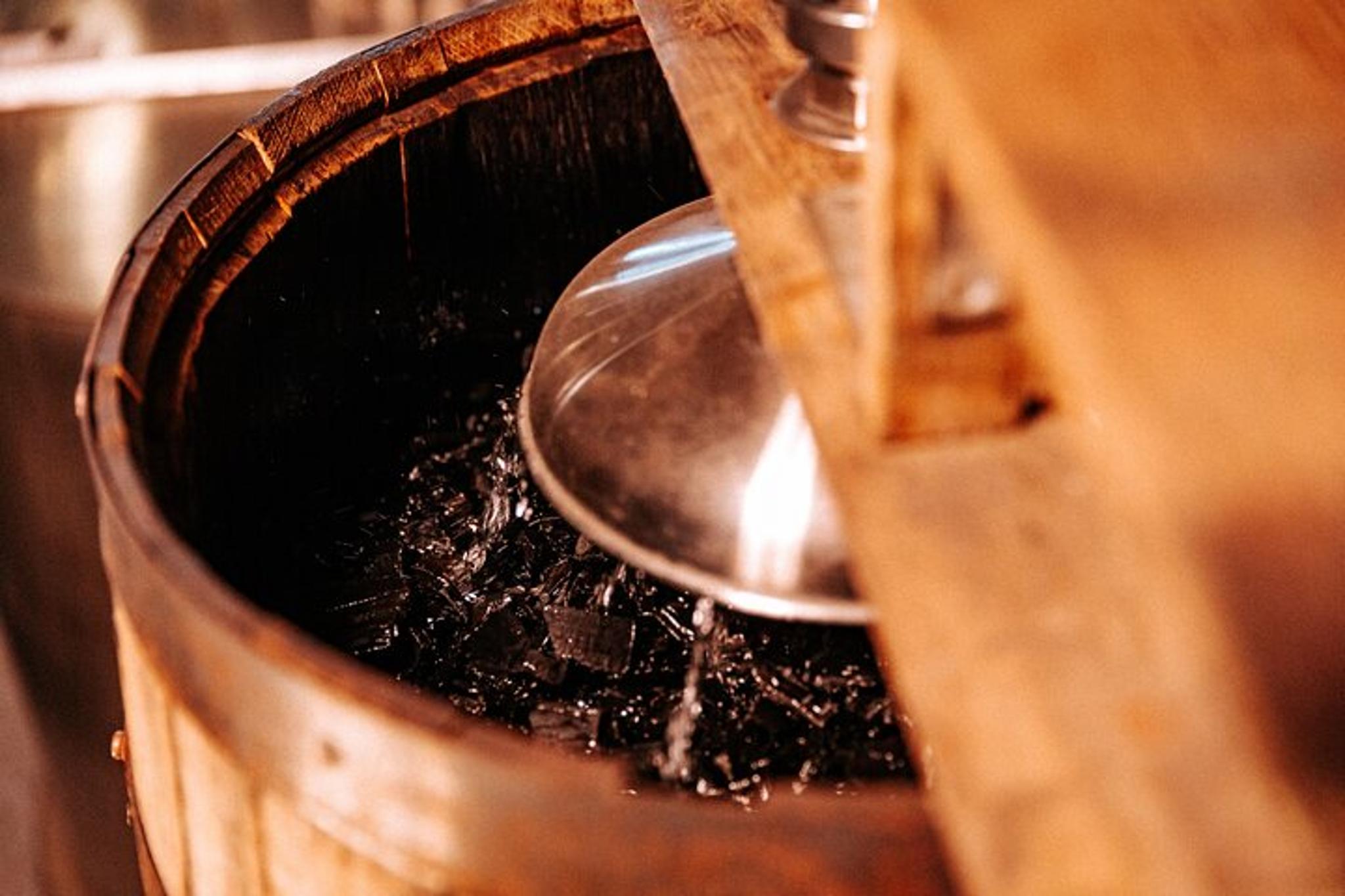 Nashville Distillery Tour with Tastings - Image 6