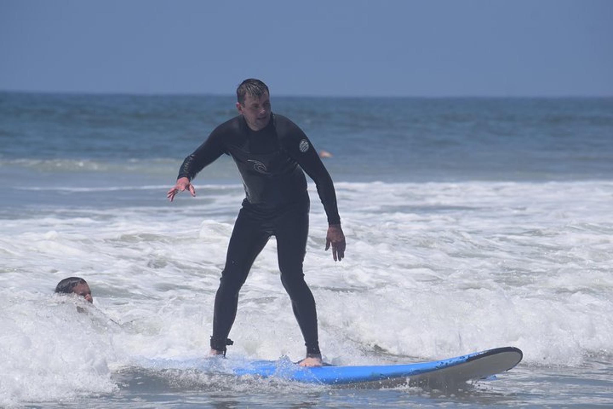Newport Beach Surf Lesson - Image 4