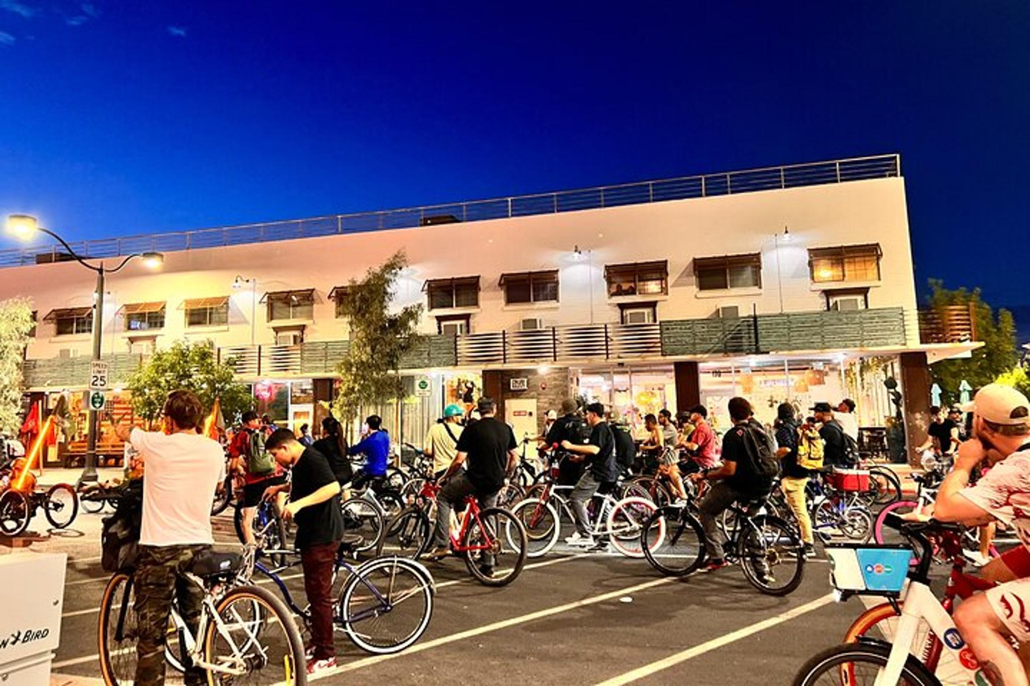 Las Vegas Bar Crawl Off The Beaten Path 2 hr - Image 3